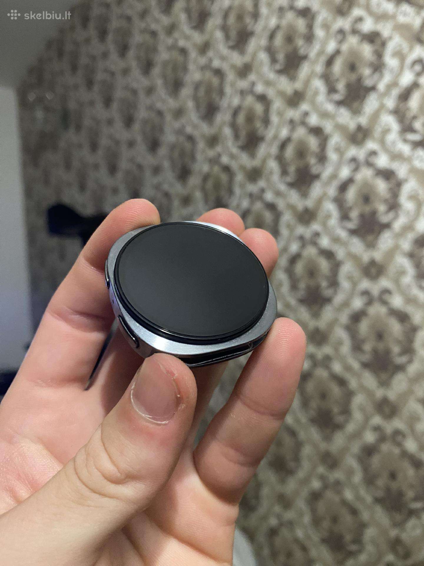Samsung watch 8 40mm Lte