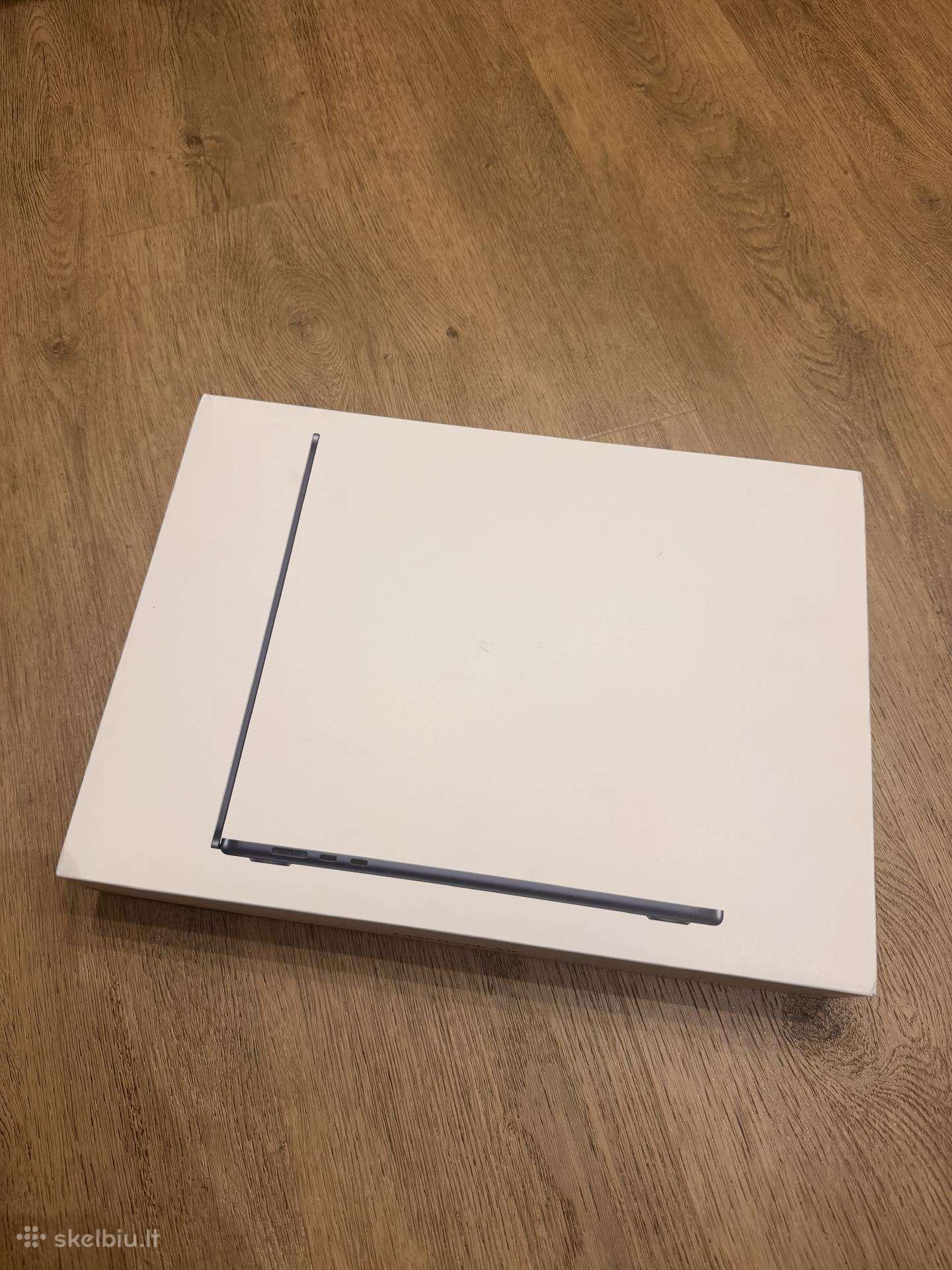Naujas MacBook Air 15 m5