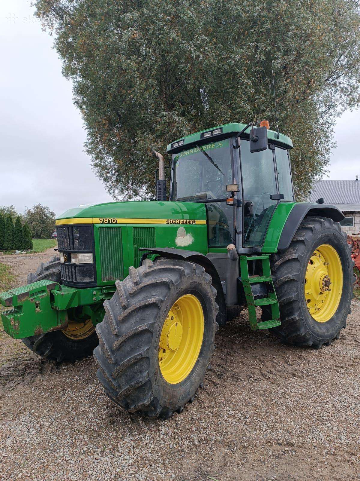 Traktorius john deere 7810 puikios bukles