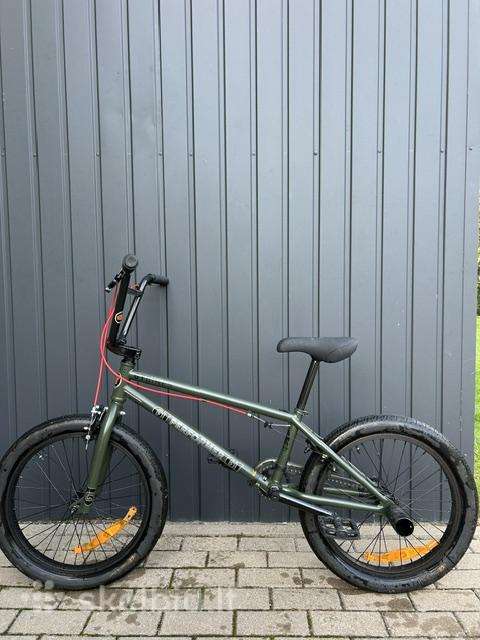 Puikus praktiškai naujas BMX GT Performer dviratis