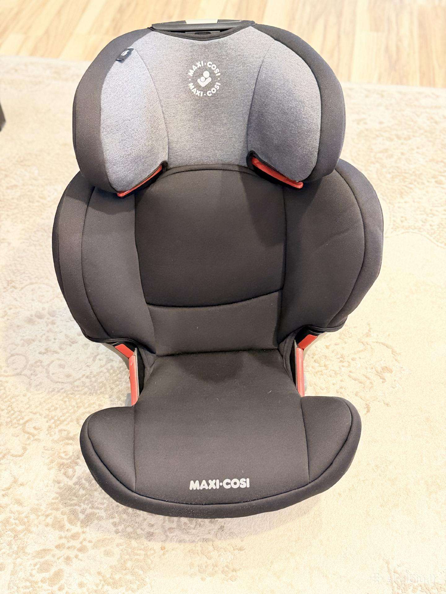 Automobiline kedute Maxi Cosi Rodifix 15-36kg