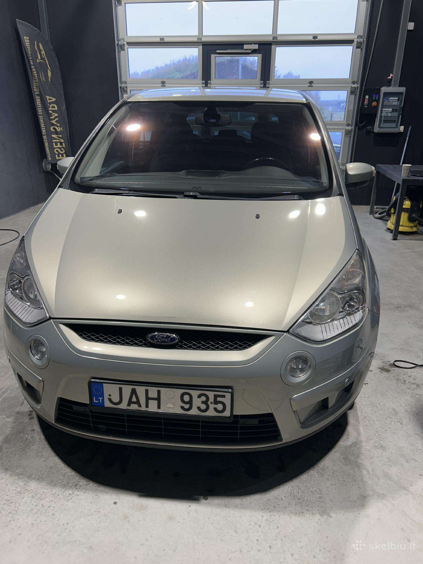 Parduodamas ford smax