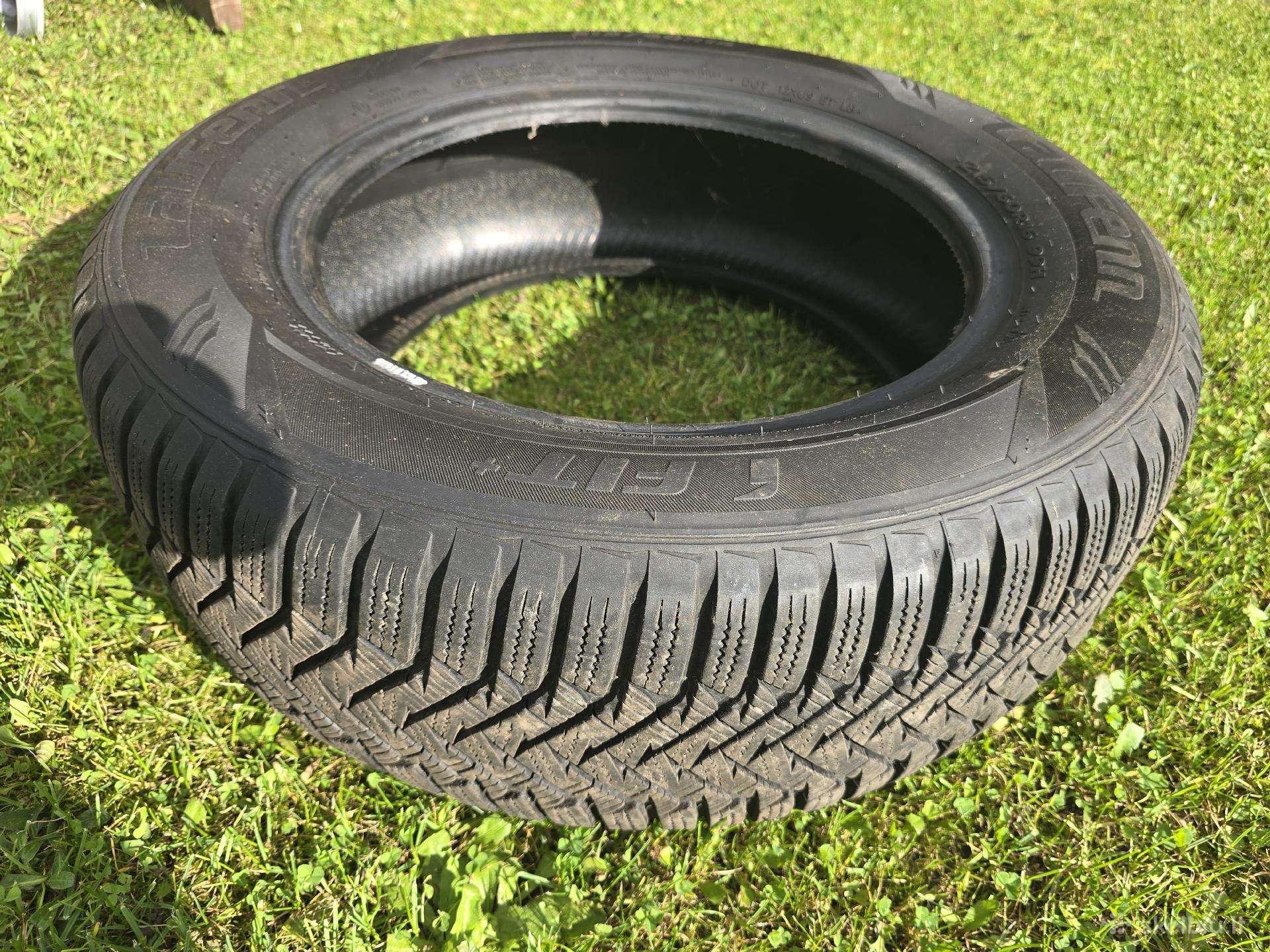 Laufenn, žieminės 215/60 R16