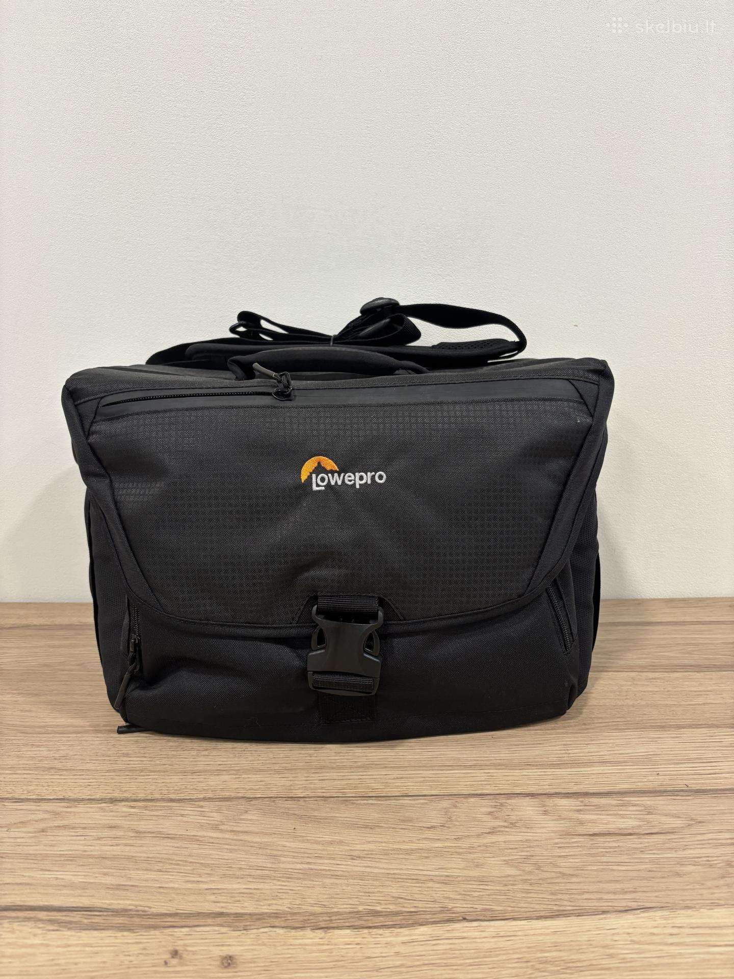 Lowepro krepšys Nova 200 Aw II Black