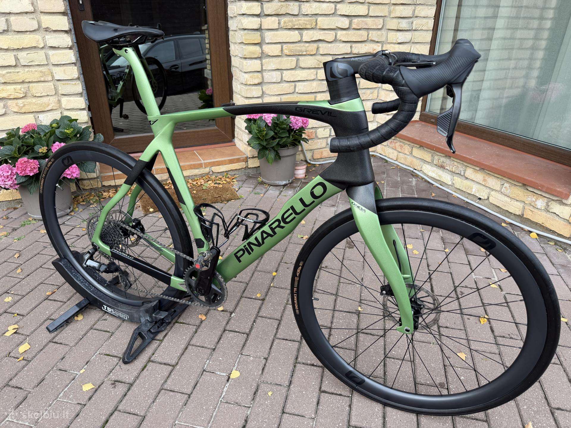 Parduodamas Pinarello Grevil F7 Carbon