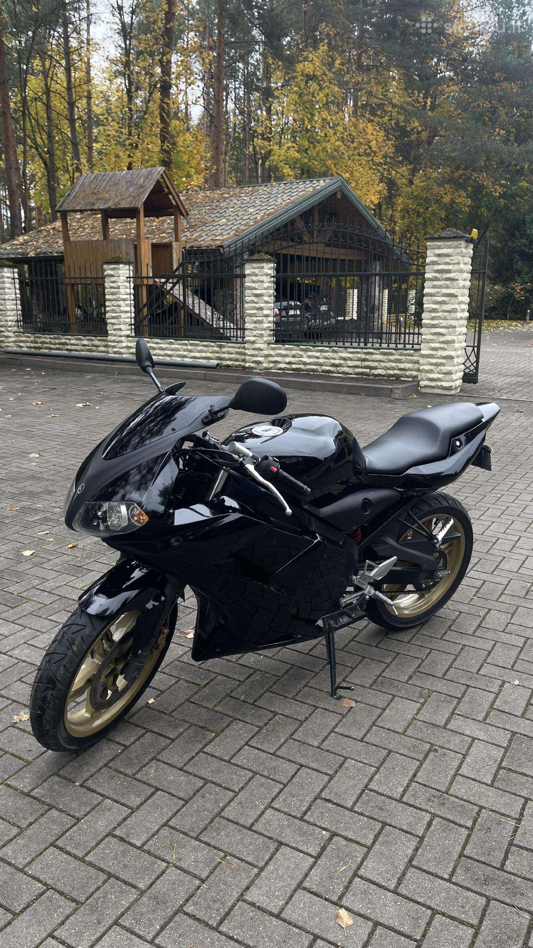 Yamaha Tzr