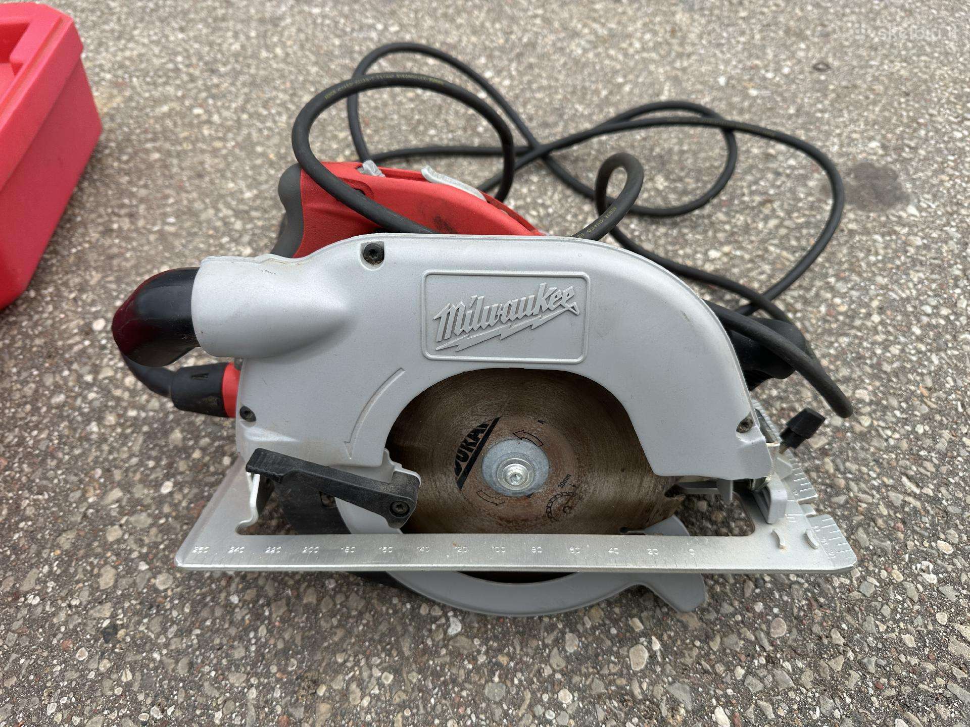 Milwaukee Scs 65q