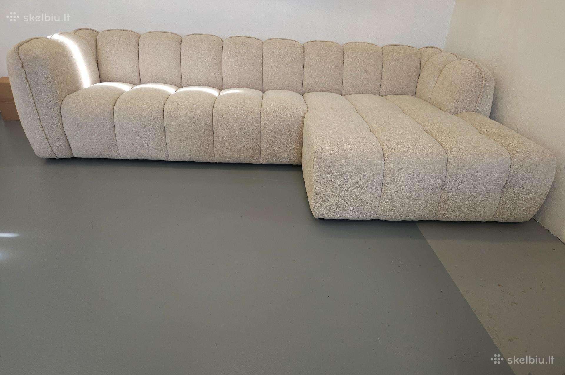 Nauja kokybiška prabangi kampinė sofa.
