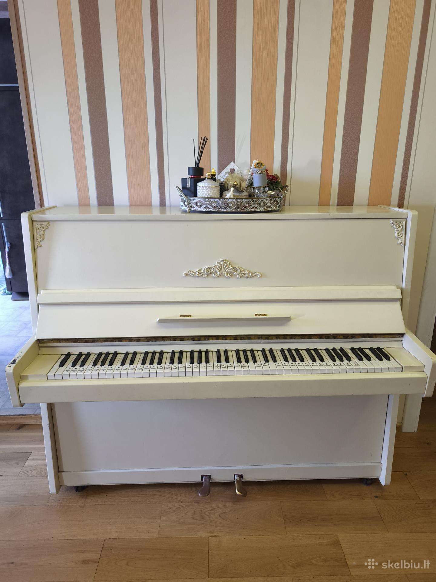 Dovanojamas pianinas