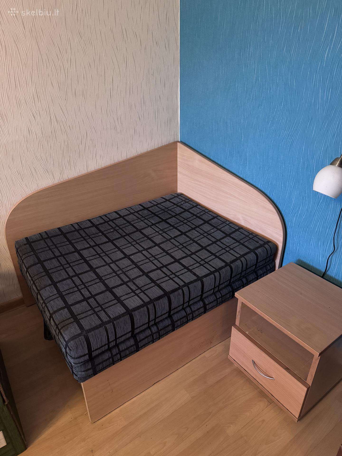 Atiduodu/dovanoju. Miegamas fotelis + spintutė