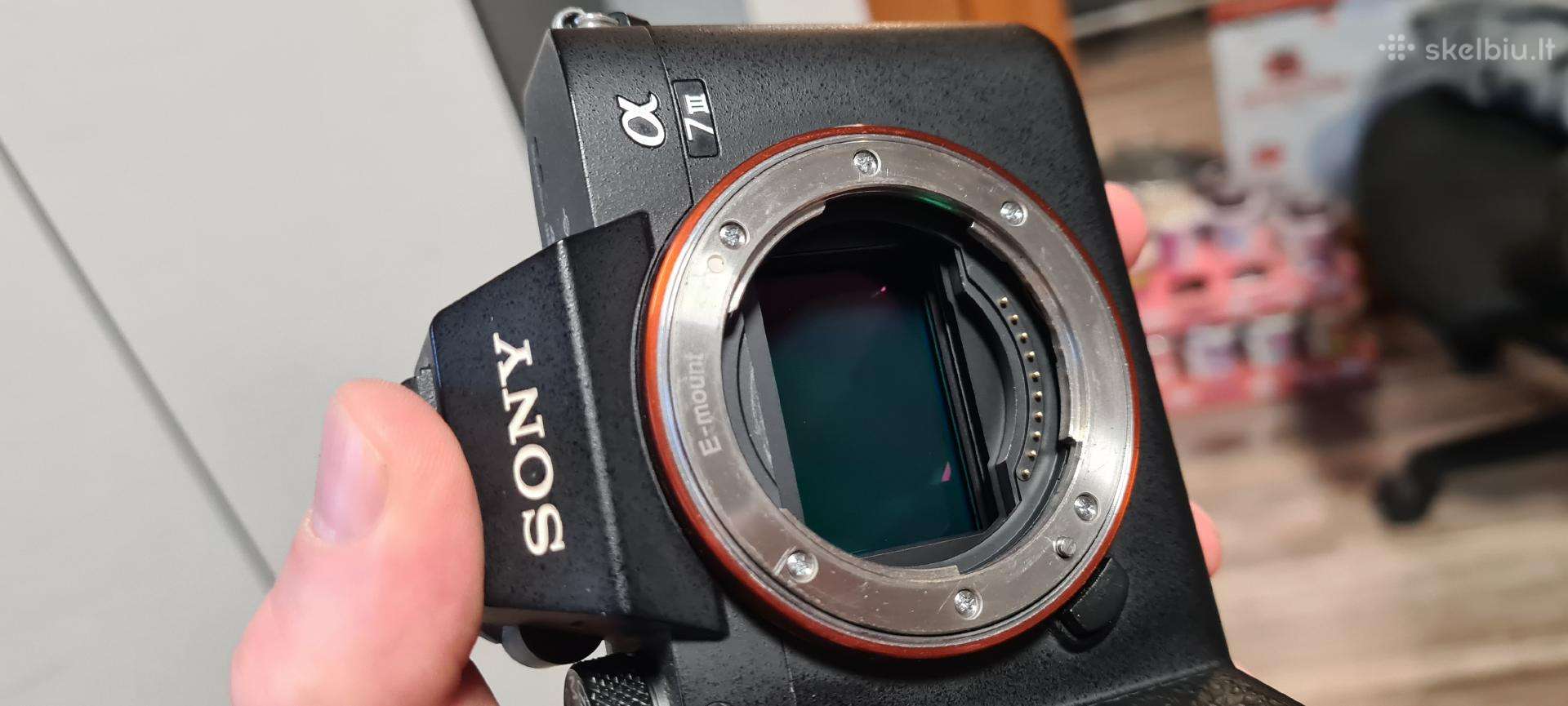 Sony A7 III + Tamron 28-75mm + Viltrox 85mm