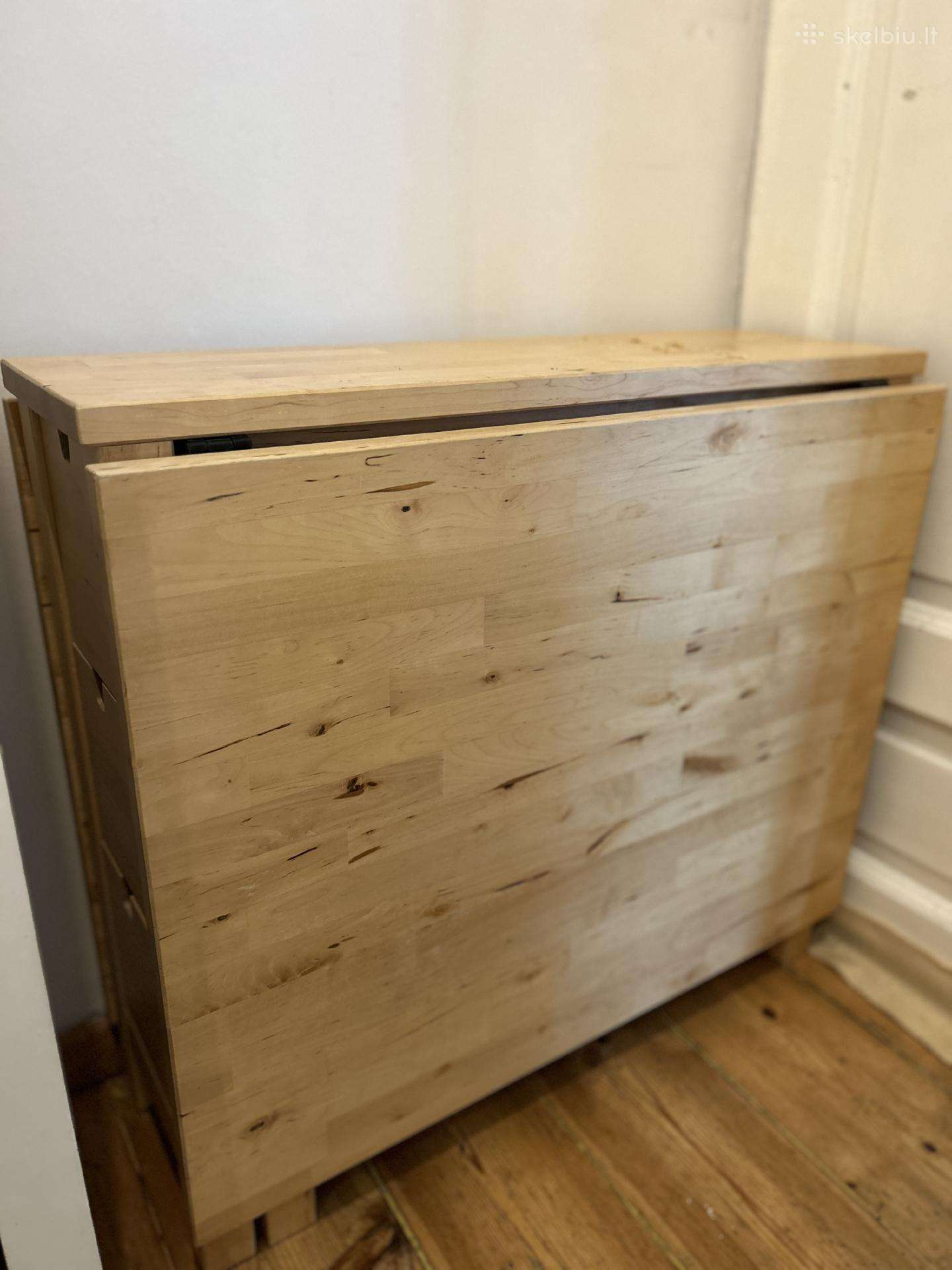 Ikea sulankstomas medinis stalas su stalčiais