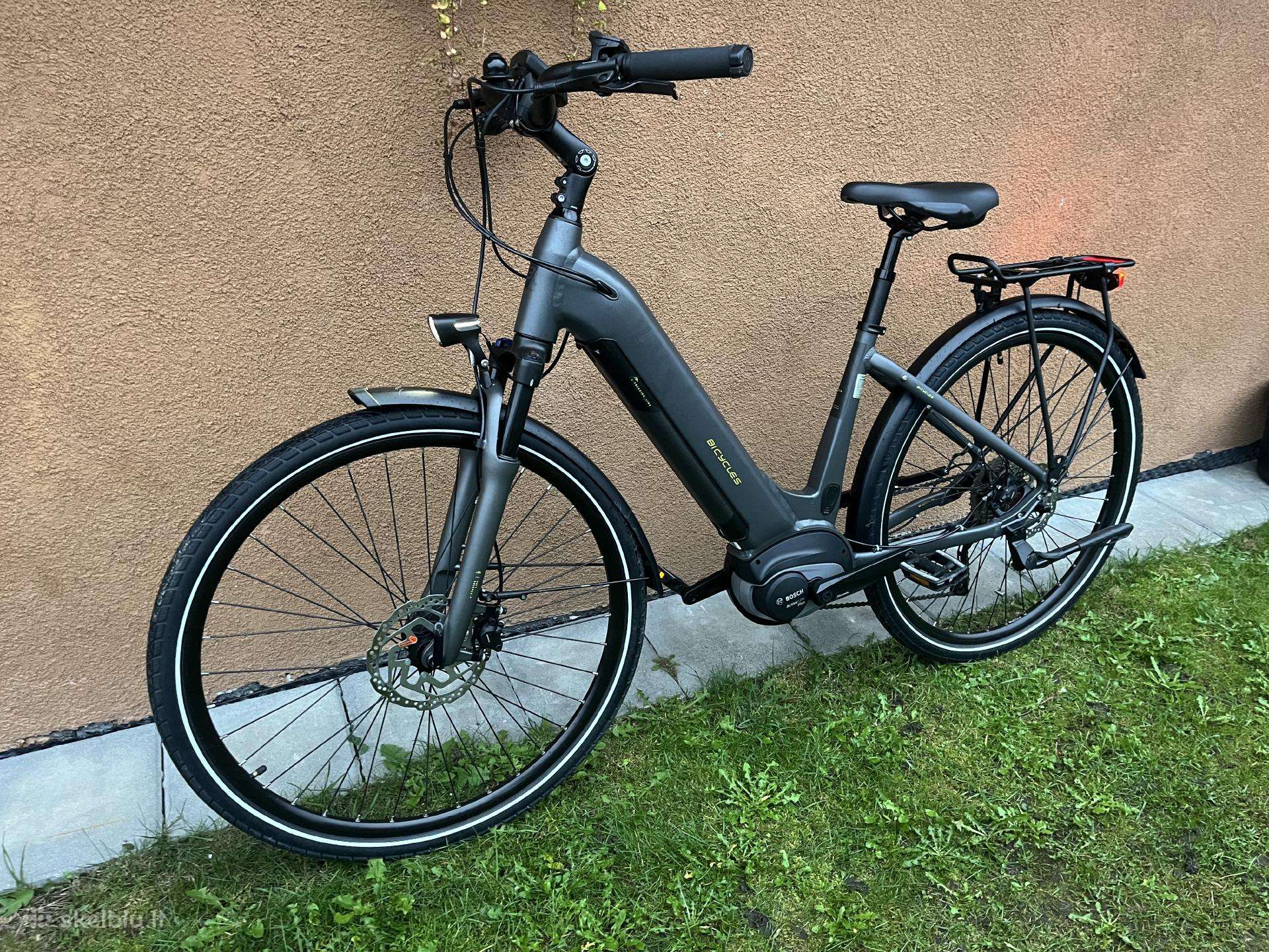 El dviratis Bicycles 24m . 700rida