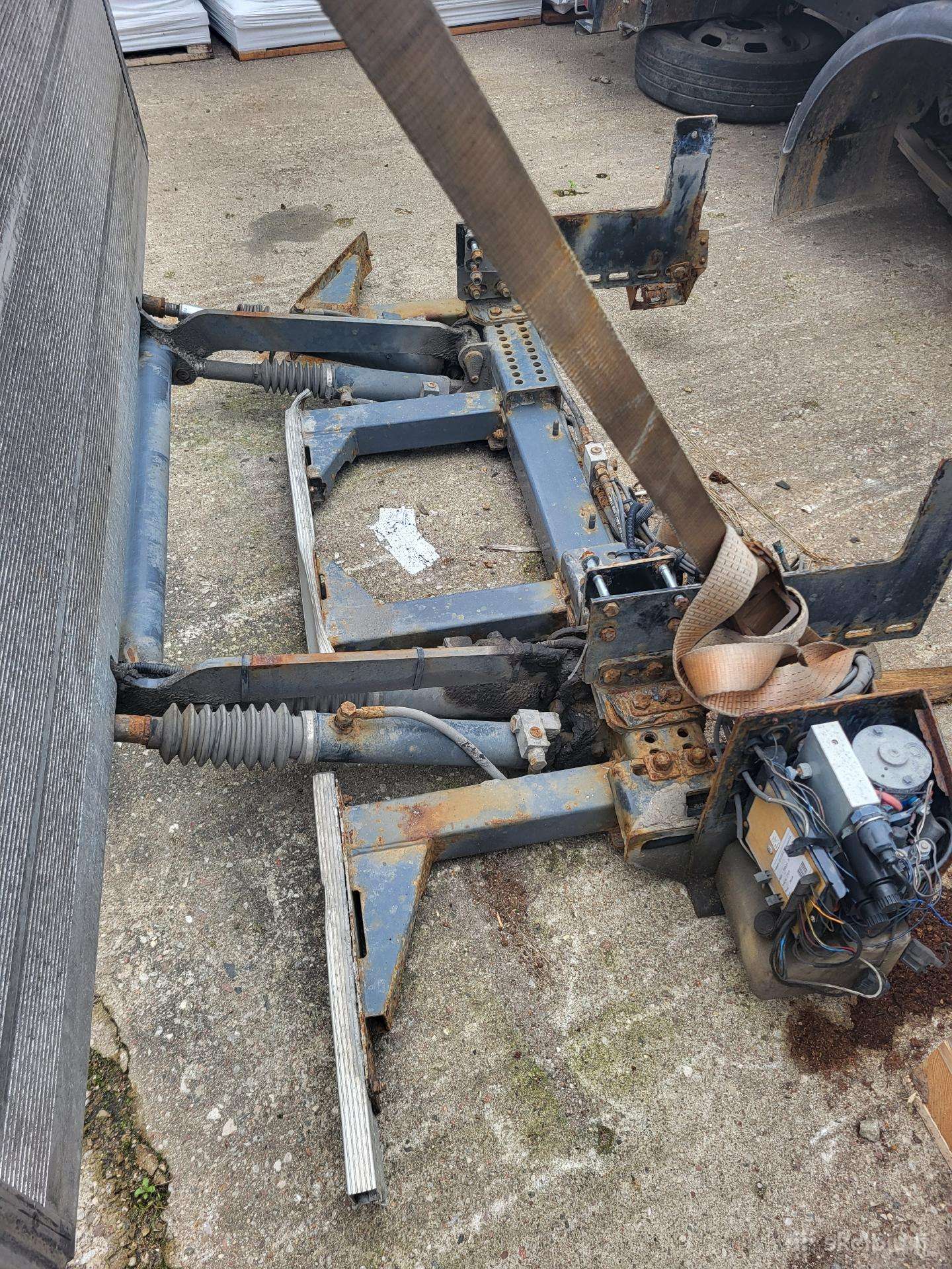 Automobilinis liftas