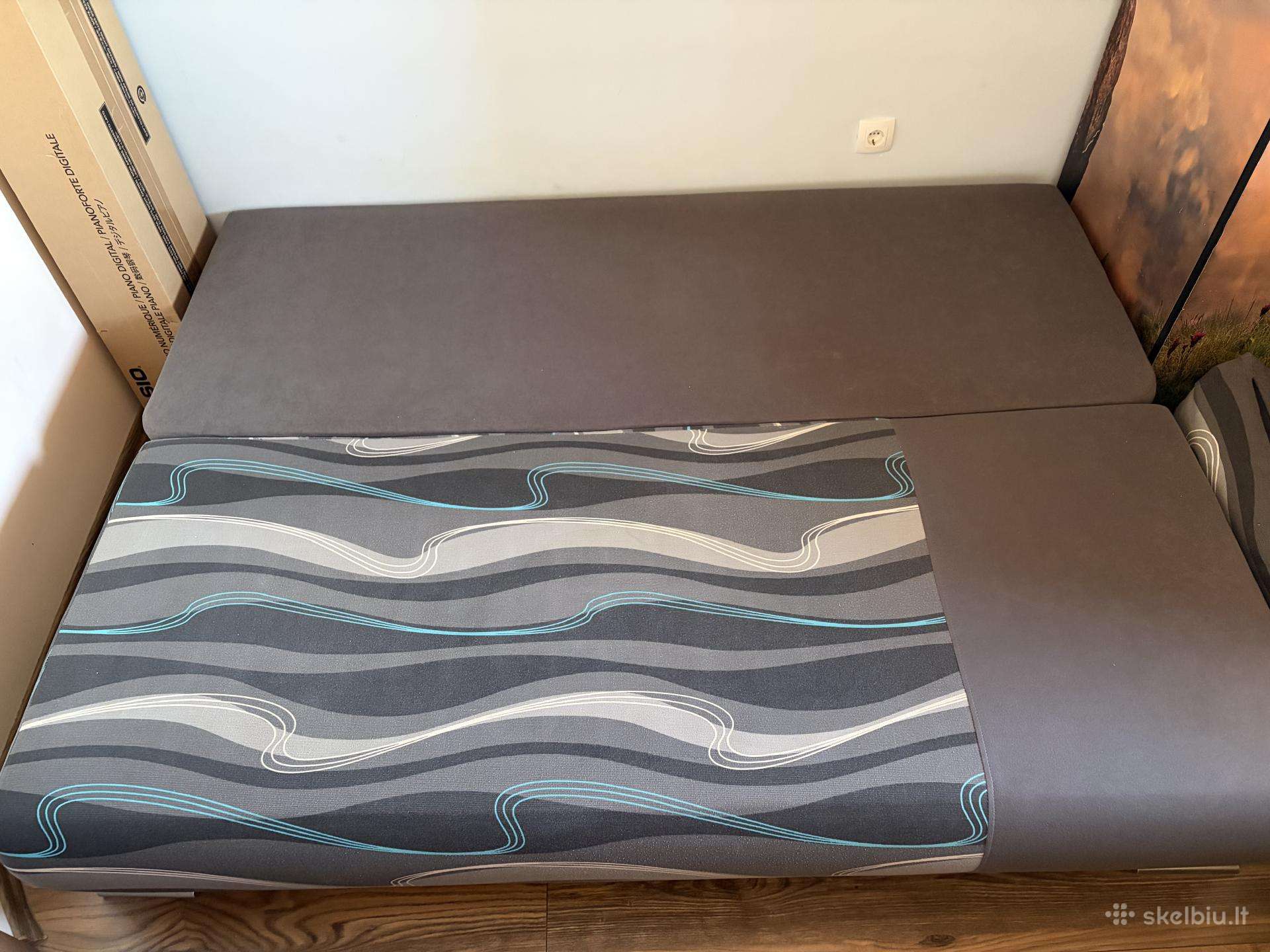 Parduodama sofa-lova