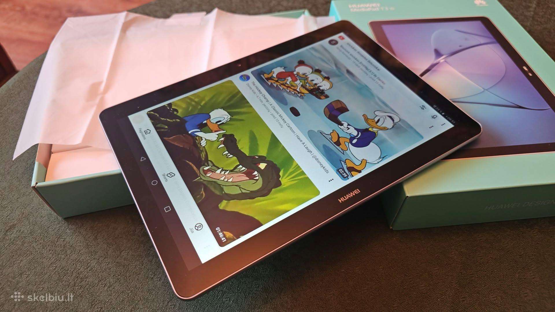 Huawei Tab T3 10 komplektas dezuteje