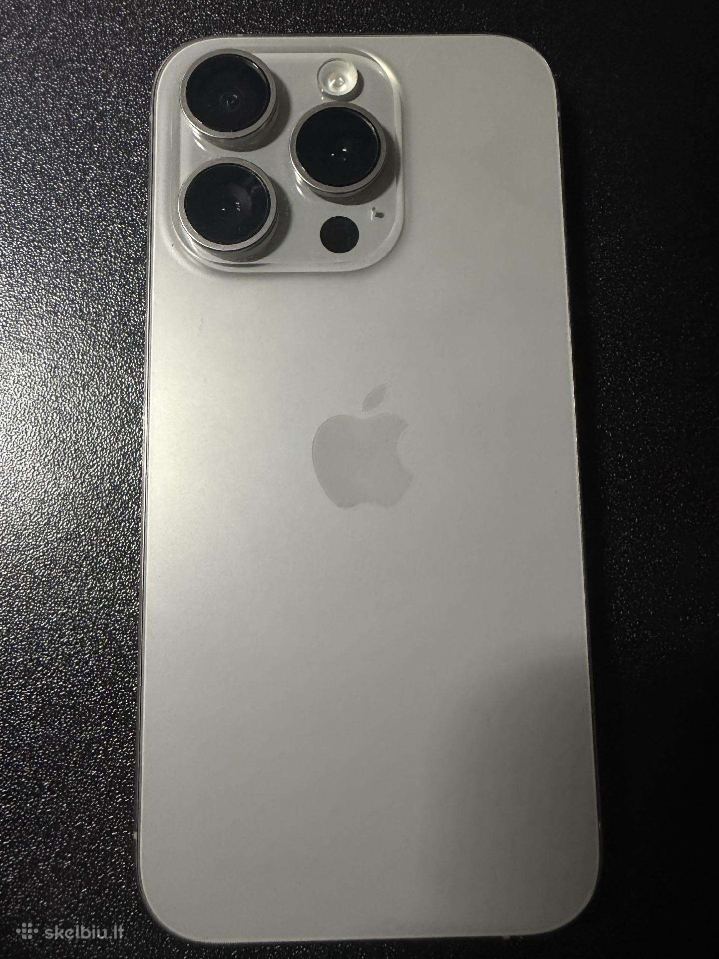 iPhone 15pro 256gb