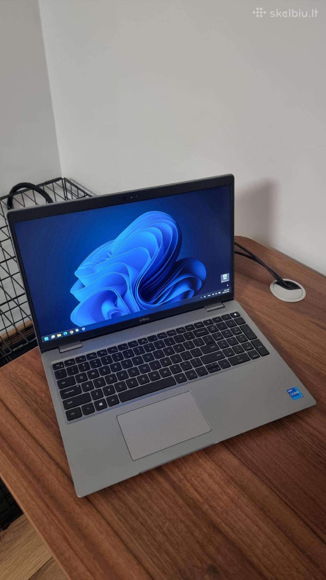 Dell Latitude 5520 – i5, 16 GB RAM, SSD, 15,6 Fhd