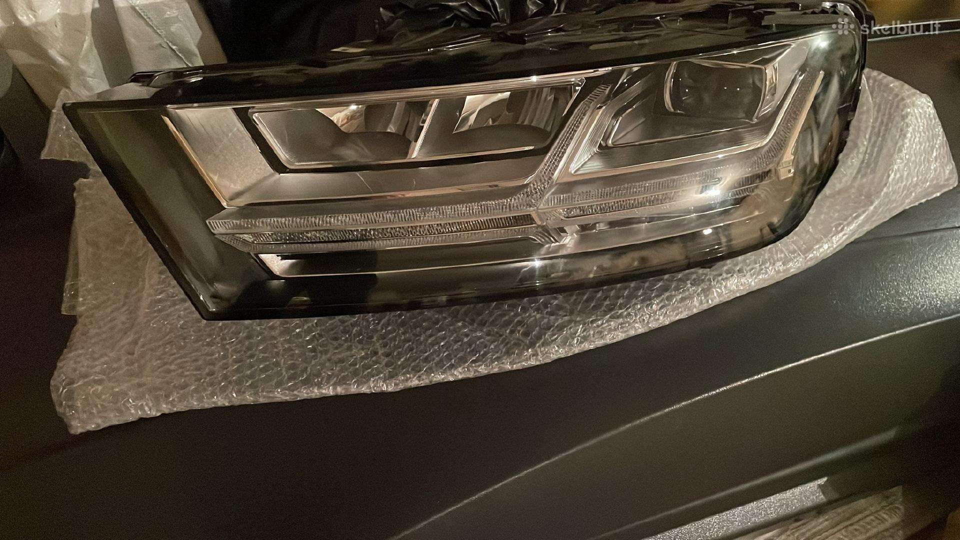 Audi Q7 Kairysis priekinis žibintas Full LED Usa