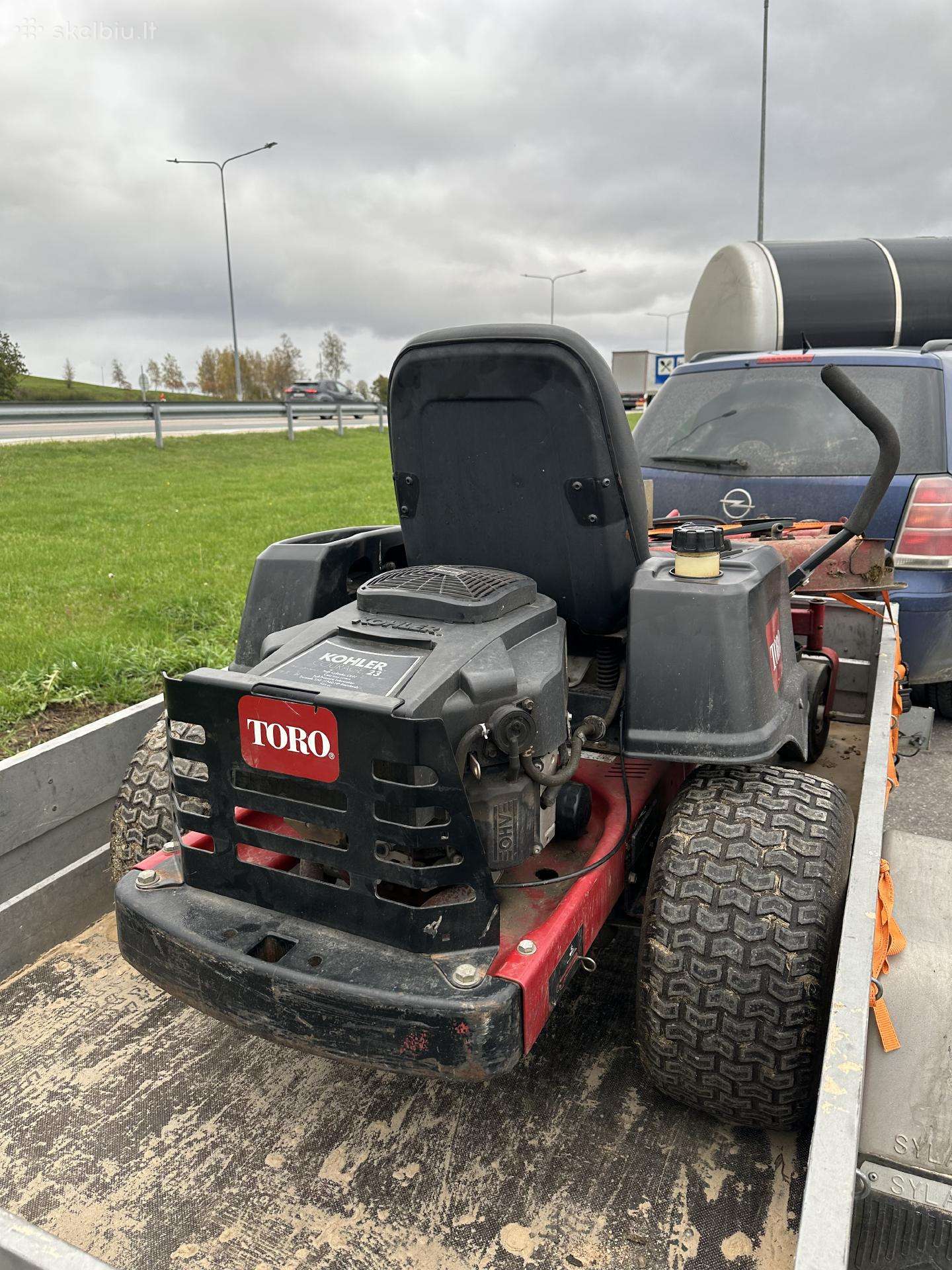 Toro Z5020 nulinio apsisukimo traktoriukas