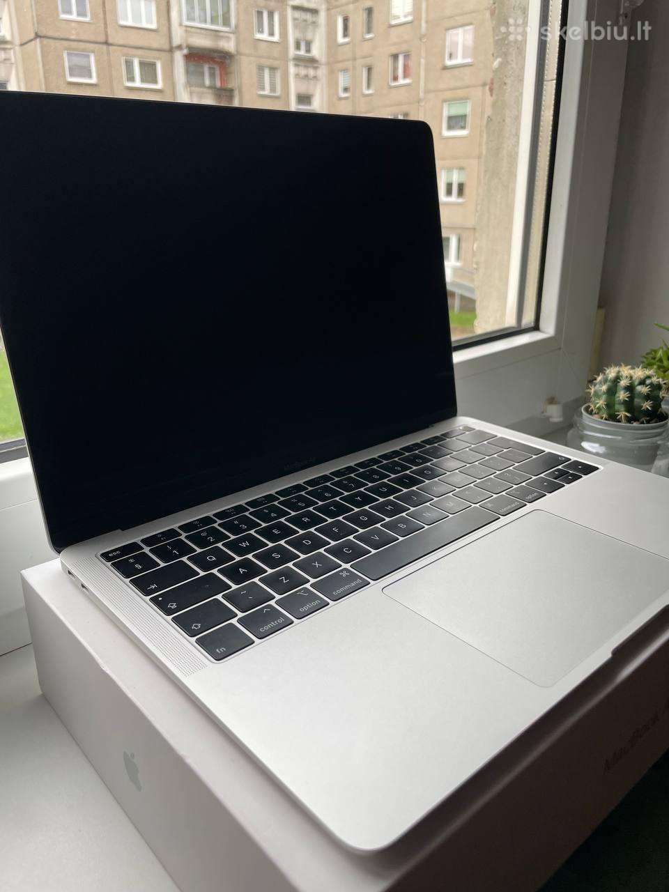 MacBook air 2019