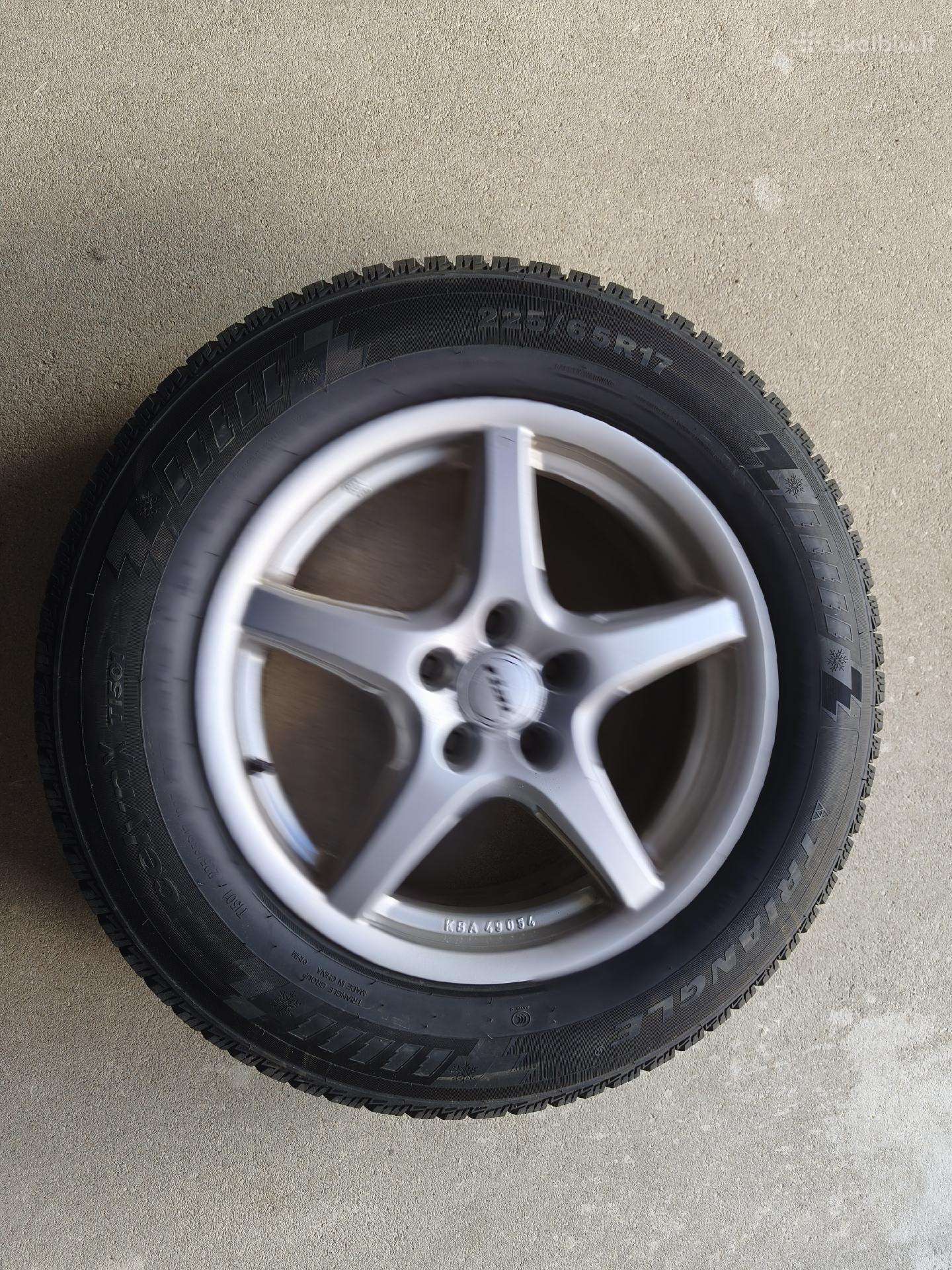 Ratlankiai su padangomis 225/65r17