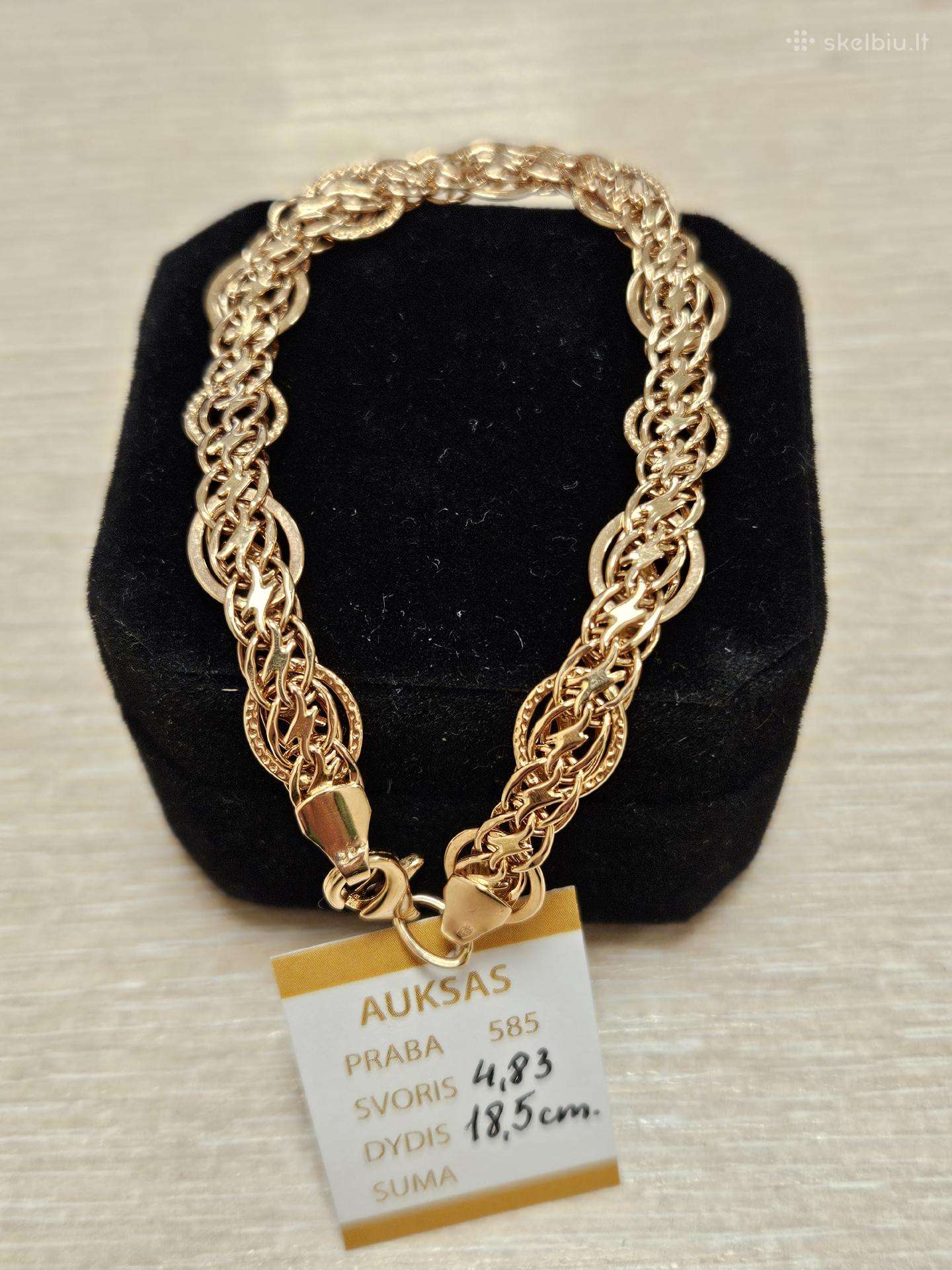 Auksinė apyrankė - 479 Eur.