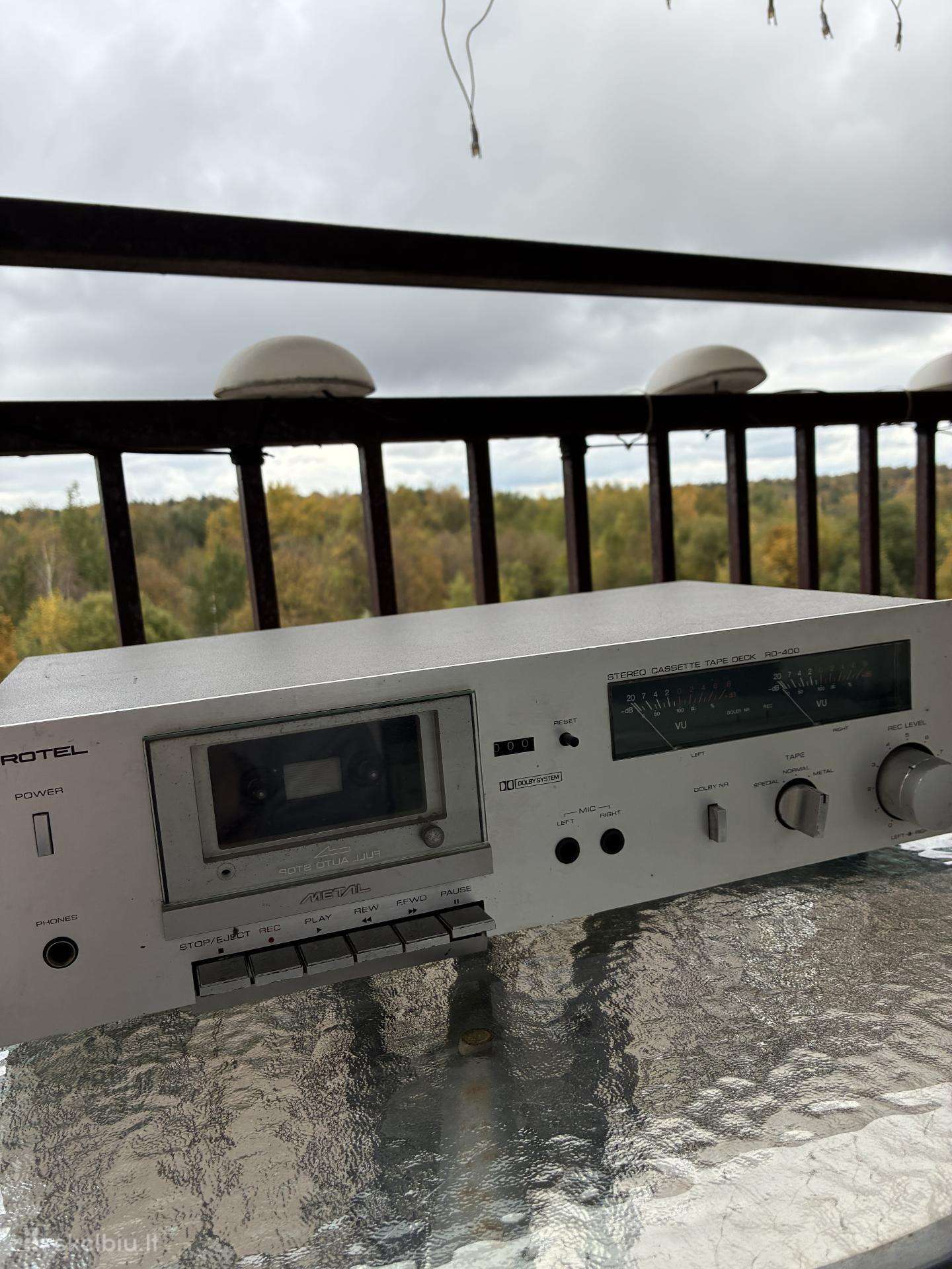 Rotel Rd-400 – vintažinis kasetinis magnetofonas