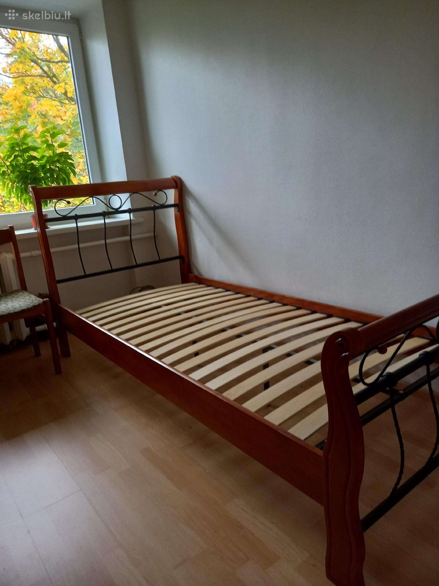 Metalinė lova su Dormeo čiužiniu