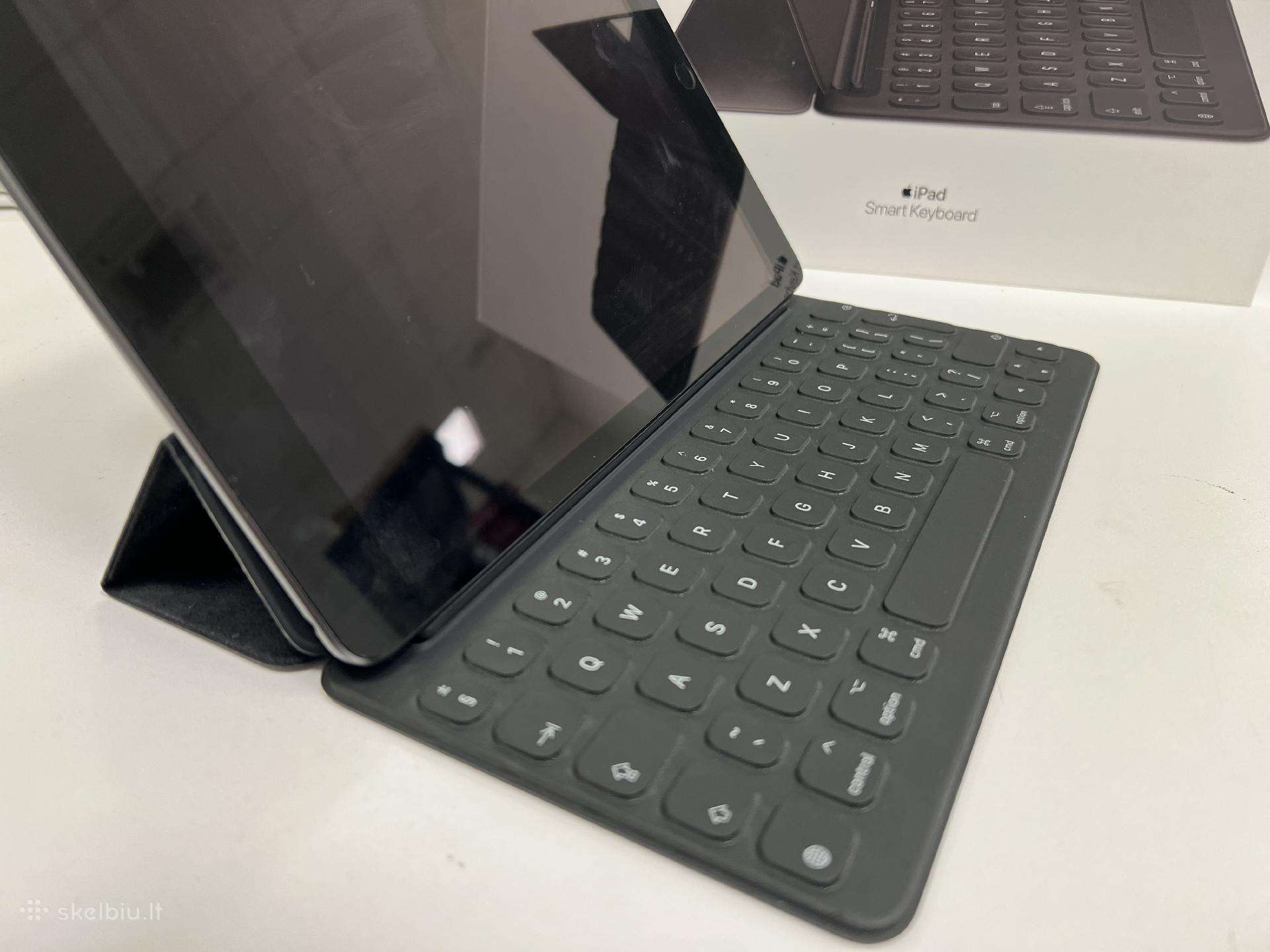 iPad Smart Keyboard