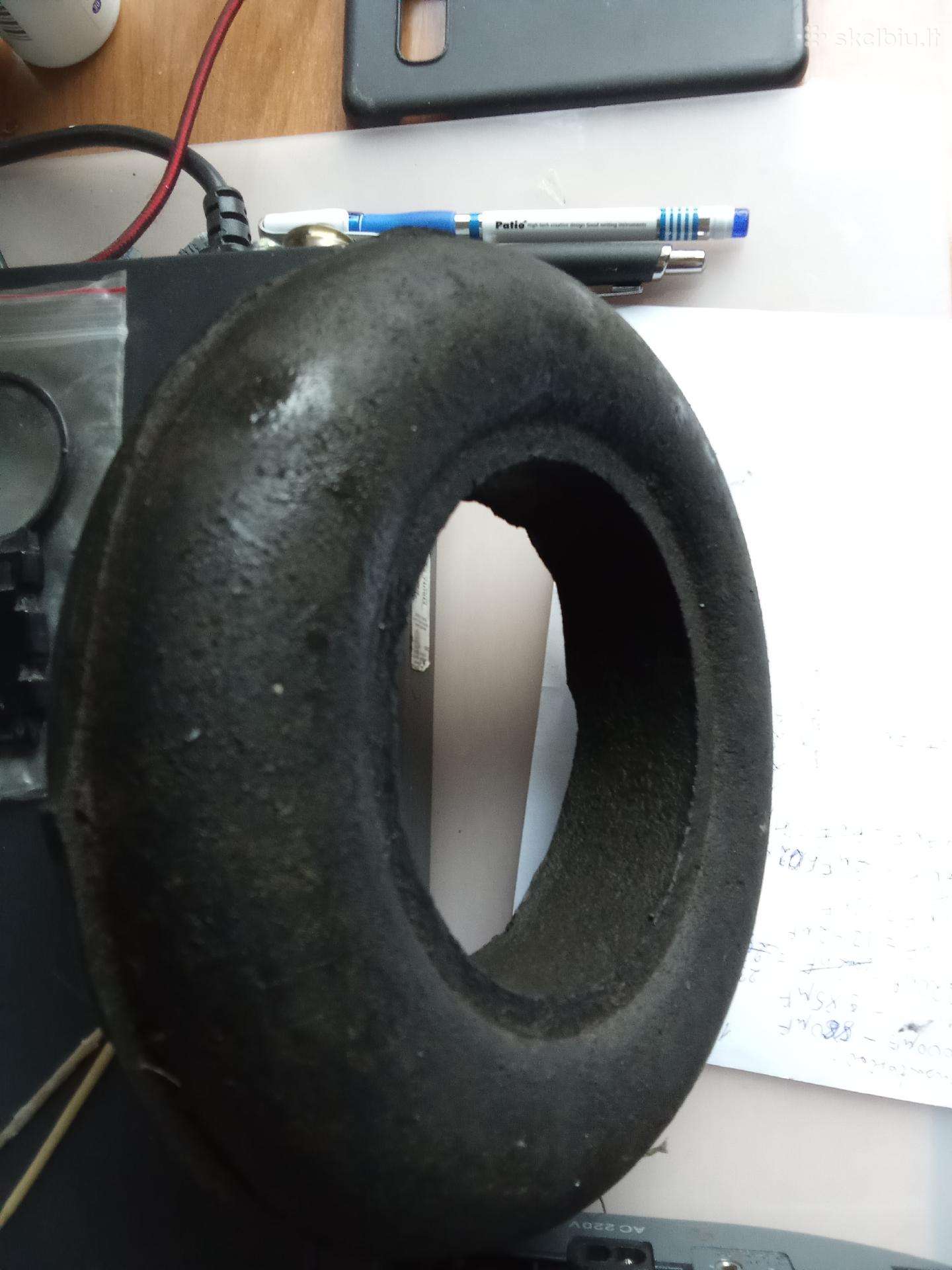 Storos gumos ratukas 19cm.