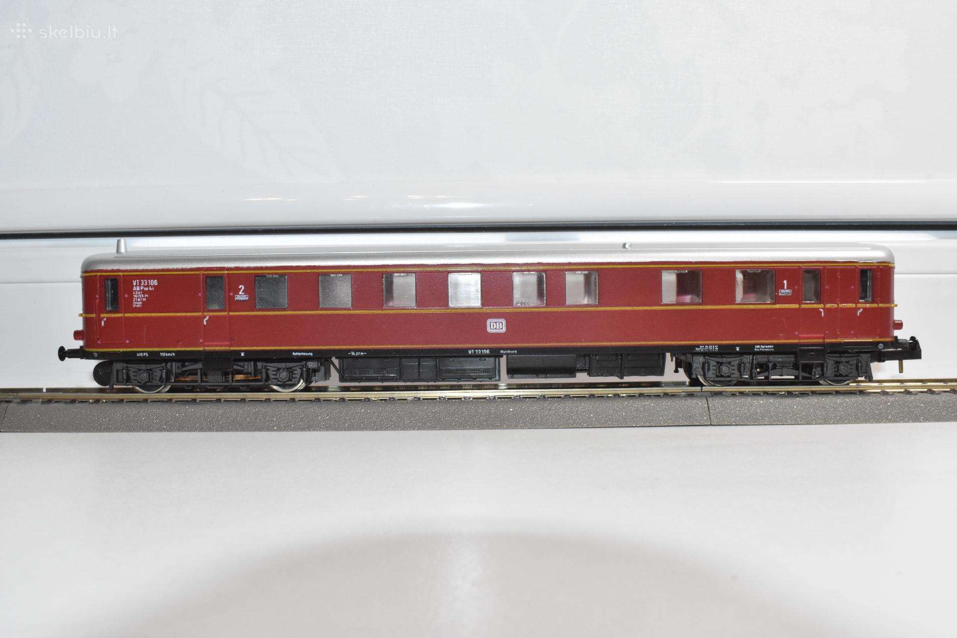 Piko dyzelinis keleivinis lokomotyvas Br 185