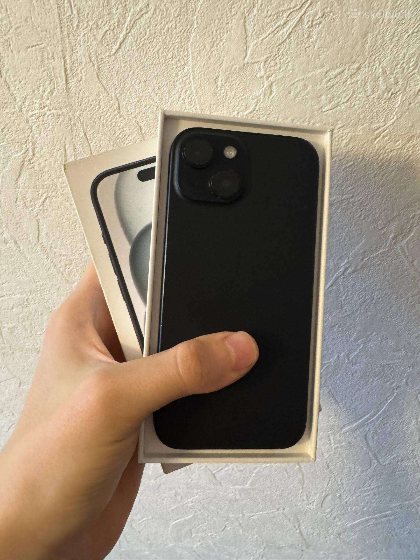 iPhone 15 128gb