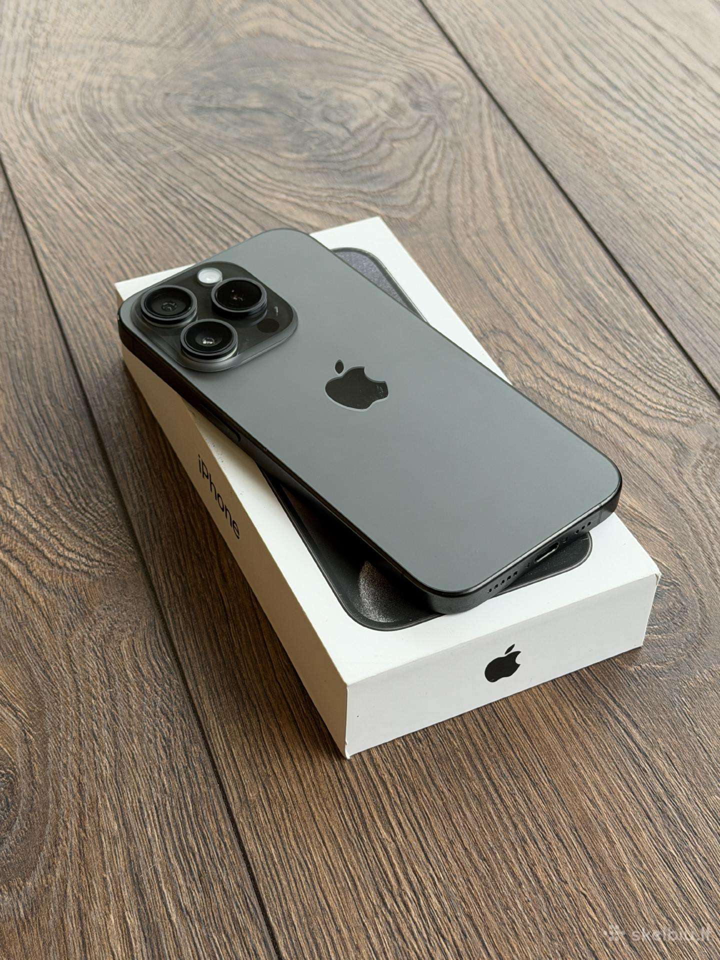 Apple iPhone 15 Pro 128gb Black Titanium
