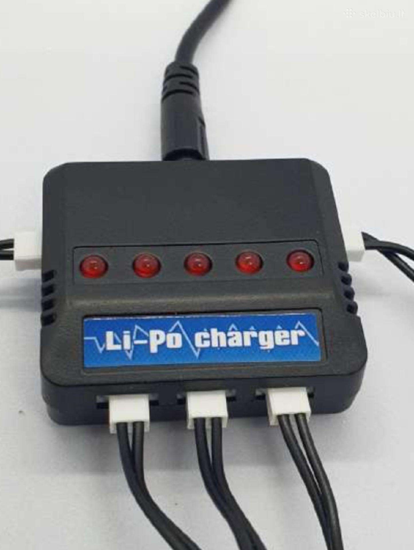 Usb Lipo kroviklis su 4 išėjimais 3,7 V