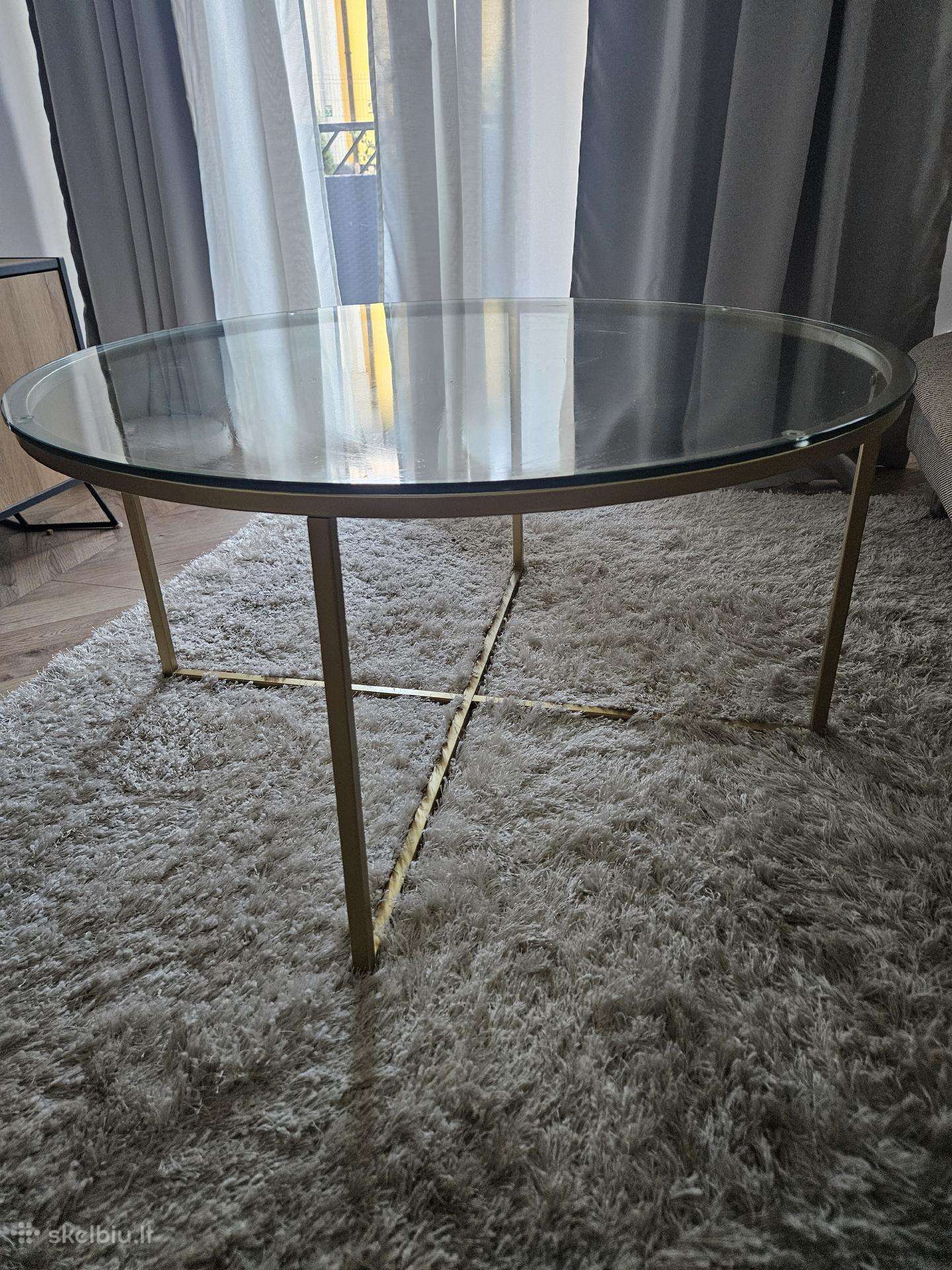 Stiklinis staliukas