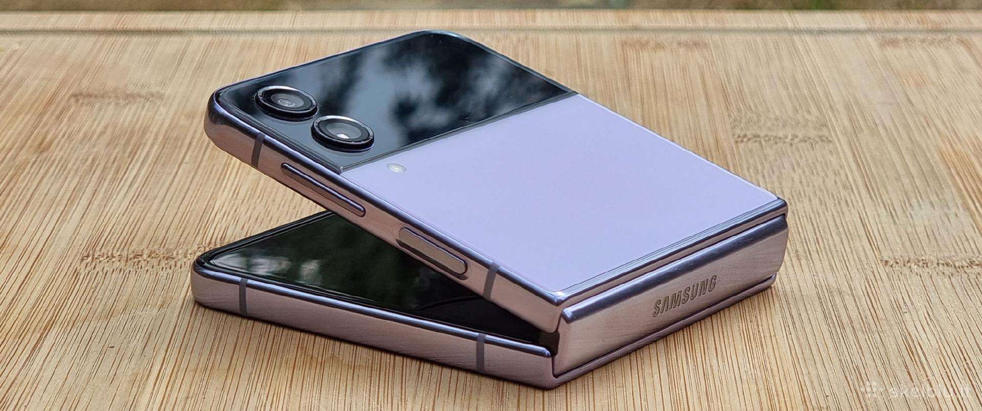 Samsung galaxy flip 4