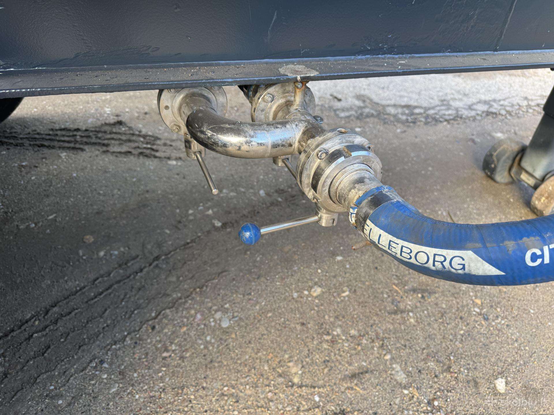 Gruse, tanker