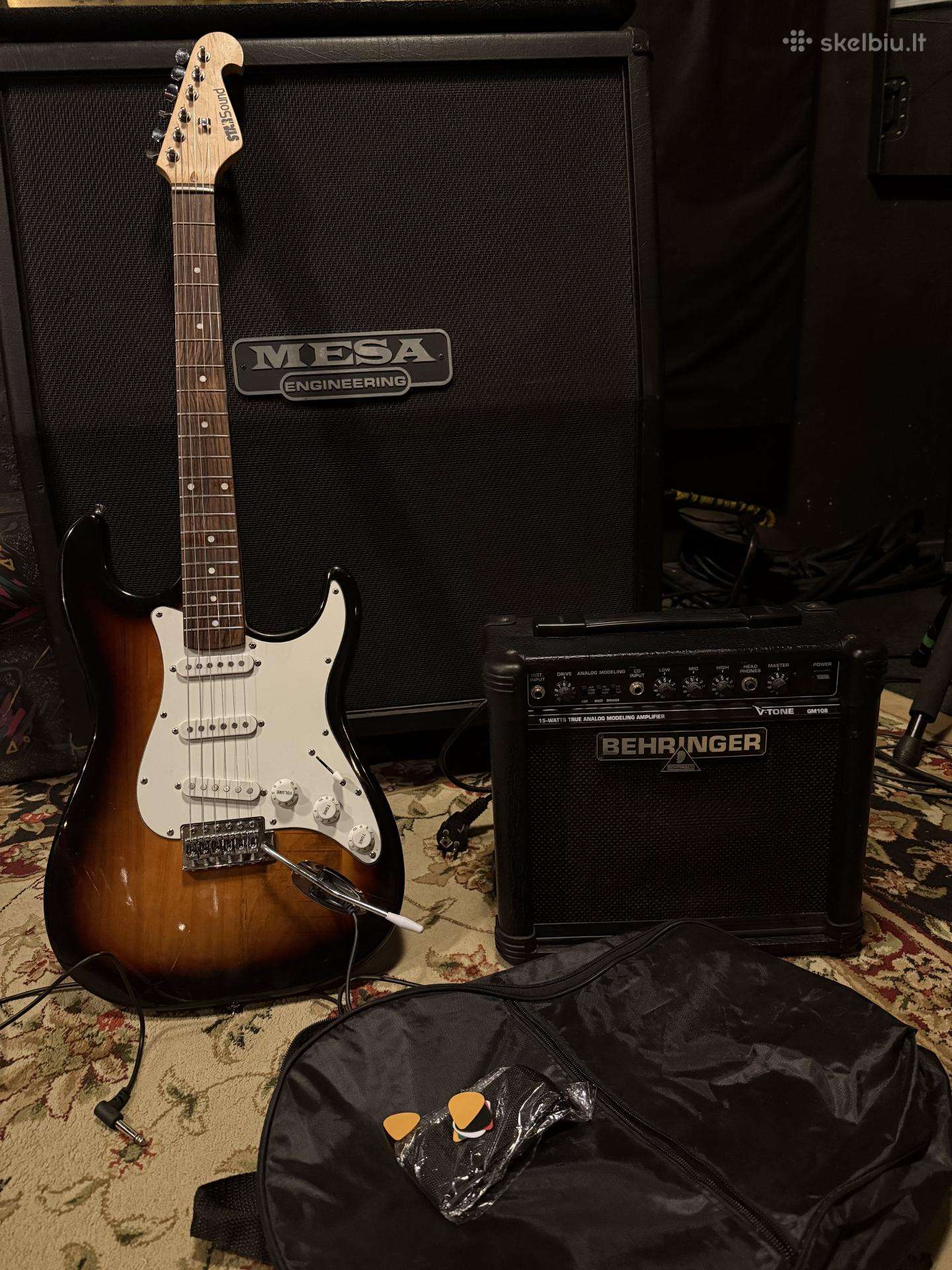 Elektrinė gitara su kolonėle komplektas