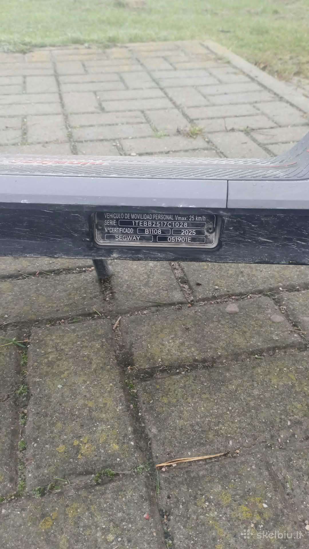 Parduodu paspirtuka geros būklės vazuoja gerai