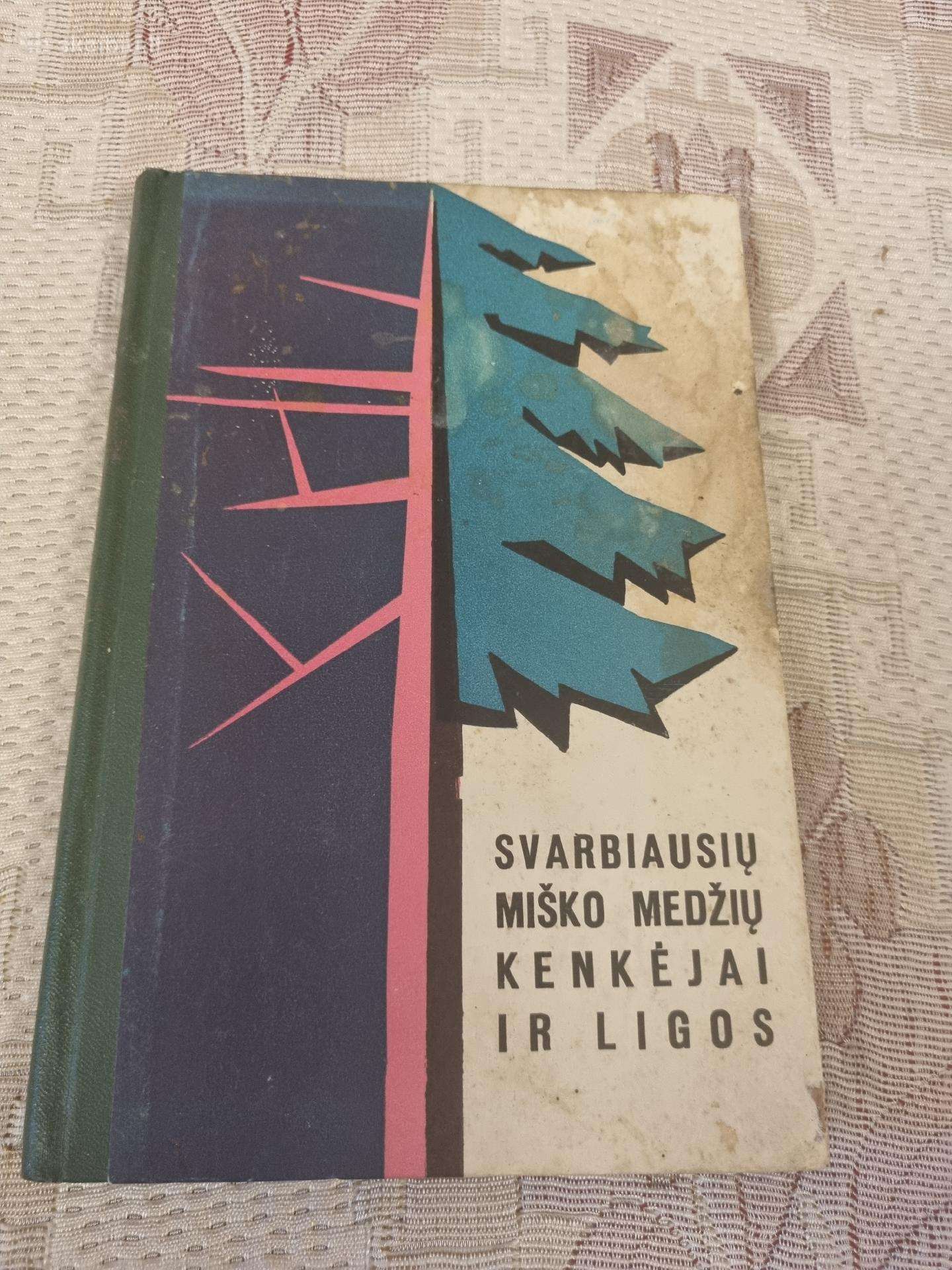 Svarbiausių miško medžių kenkėjai ir ligos