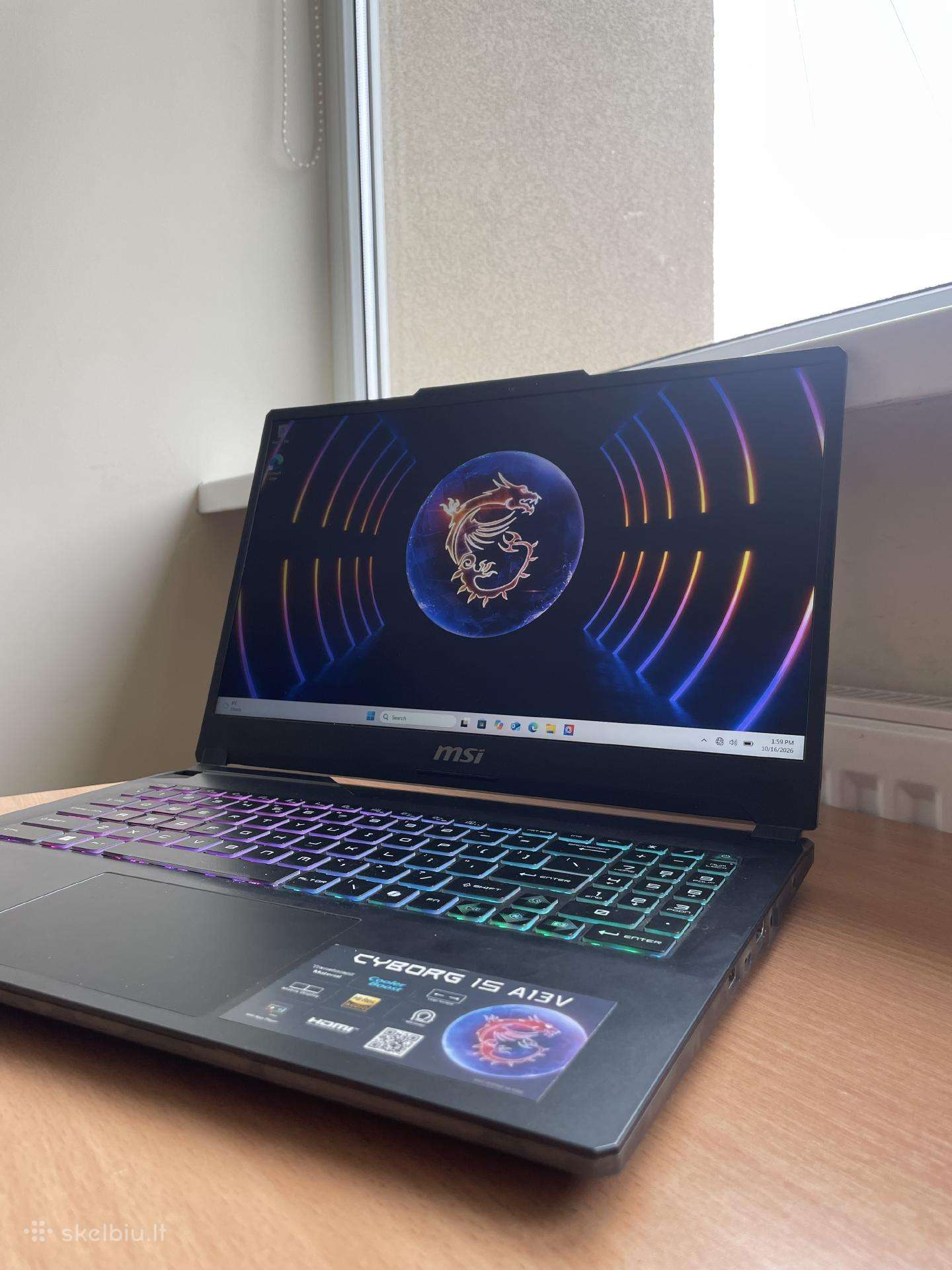 Msi cyborg 15 a13v