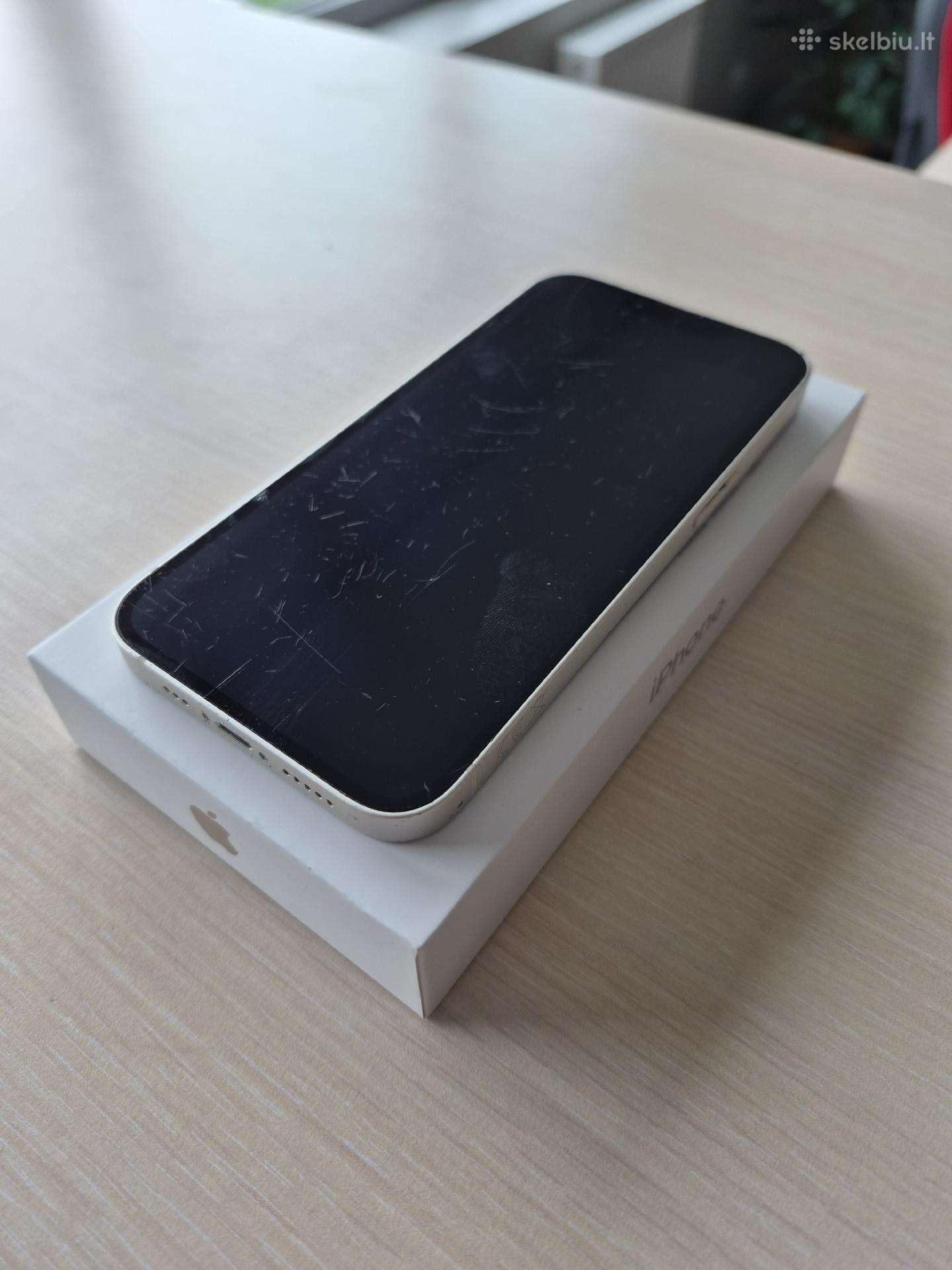 iPhone 13 128gb baltas