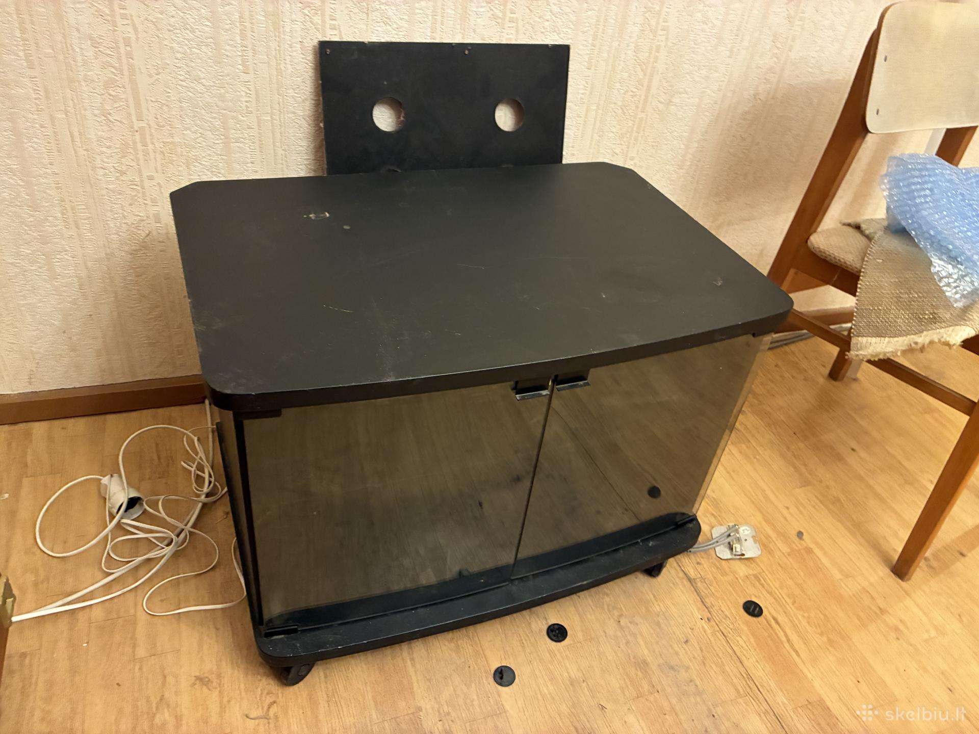 TV staliukas spintelė