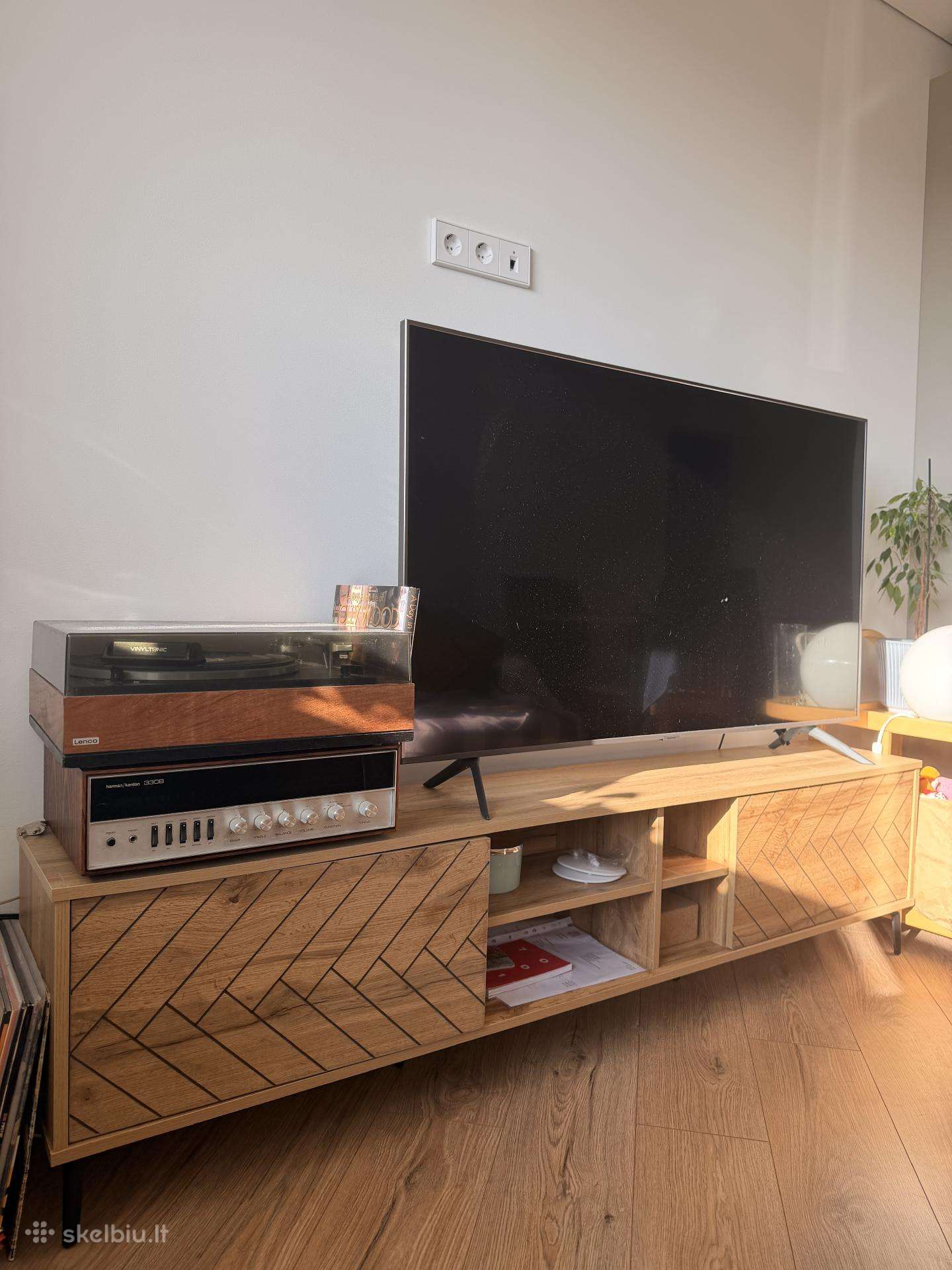 TV staliukas