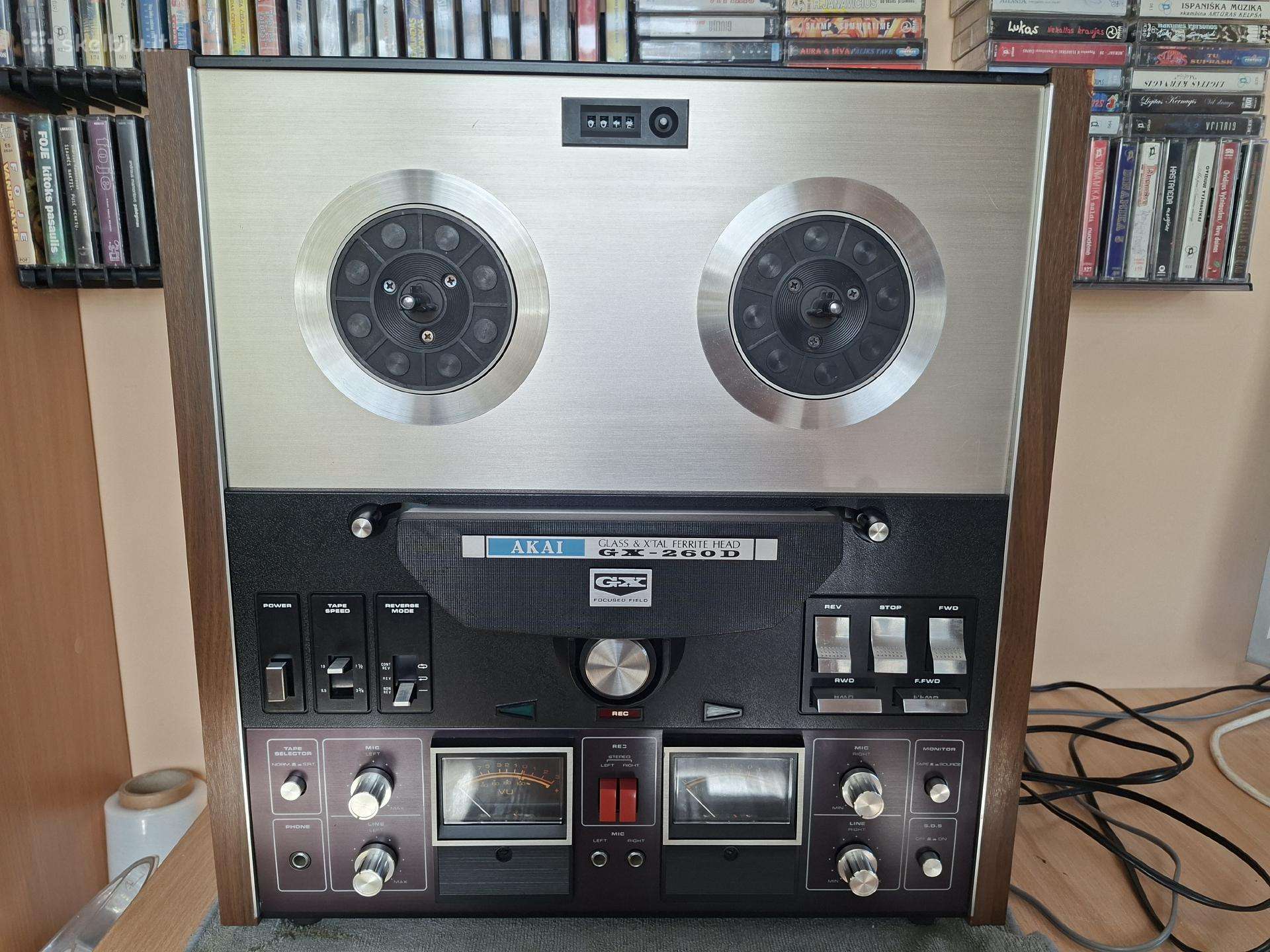 Juistinis magnetofonas Akai GX - 260d