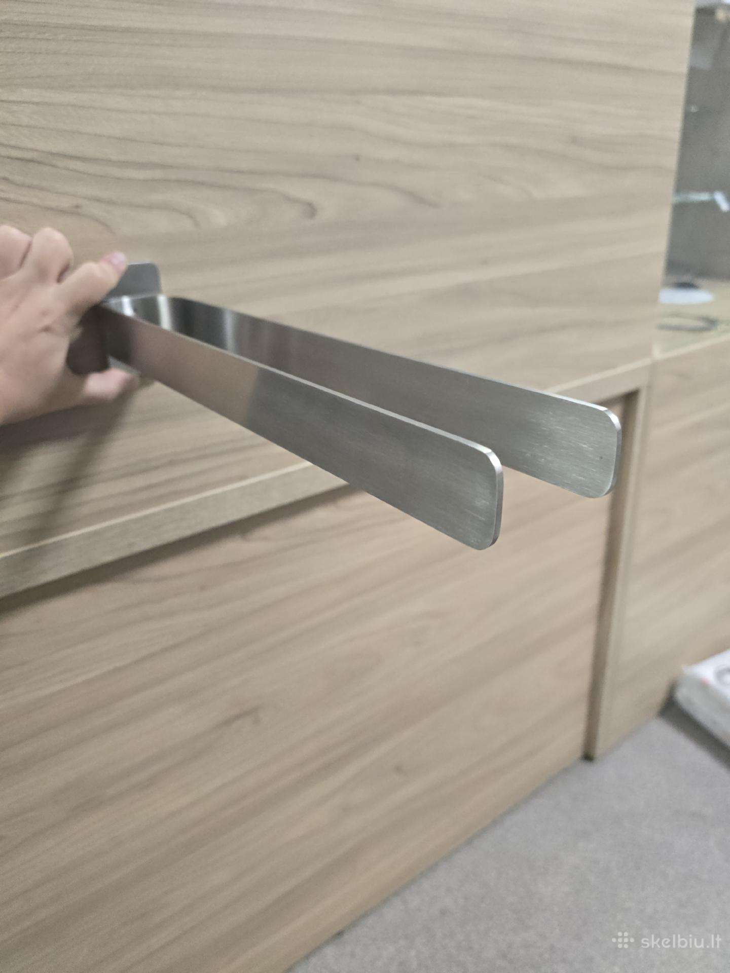 Yigii dvigubas rankšluosčių laikiklis 40 cm