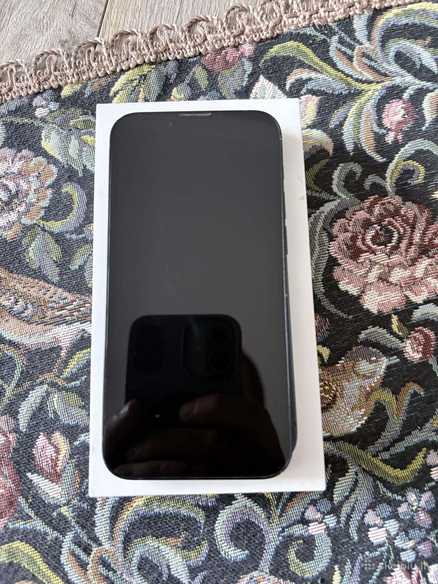 iPhone 13 mini