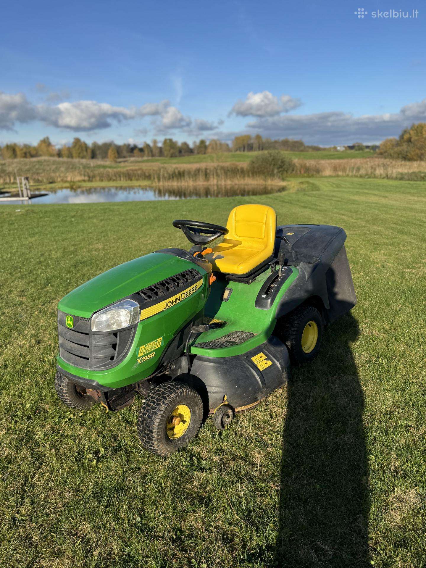 John Deere x155r