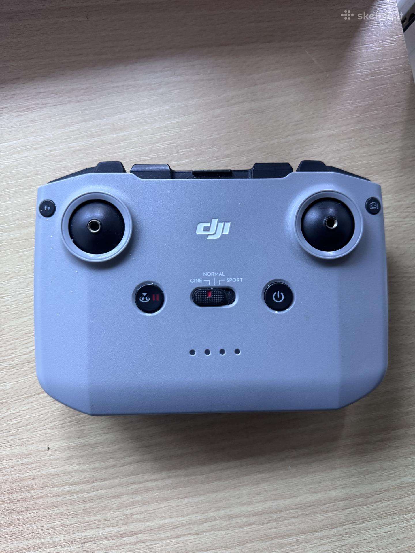 Dji RC (Rm330) valdymo pultas
